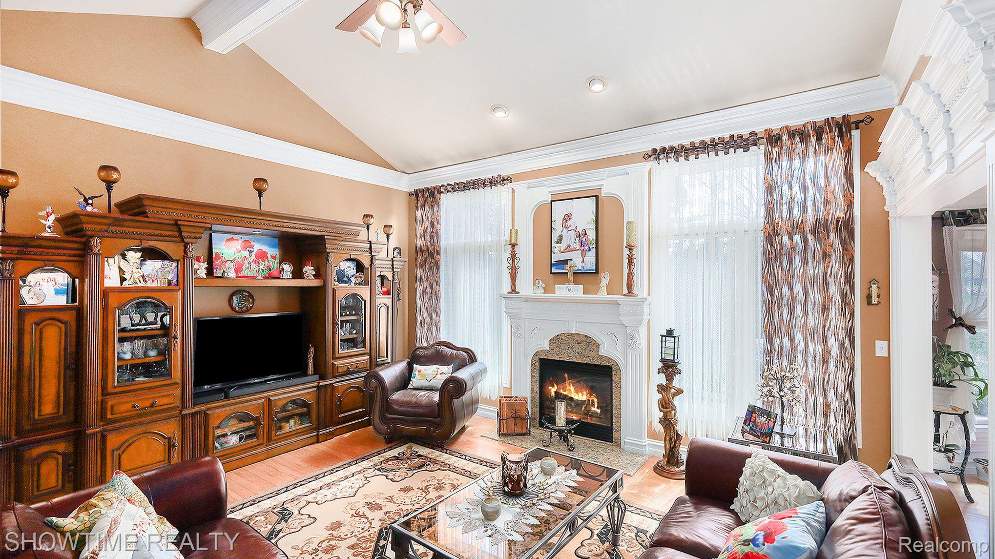 6548 BERKSHIRE Drive