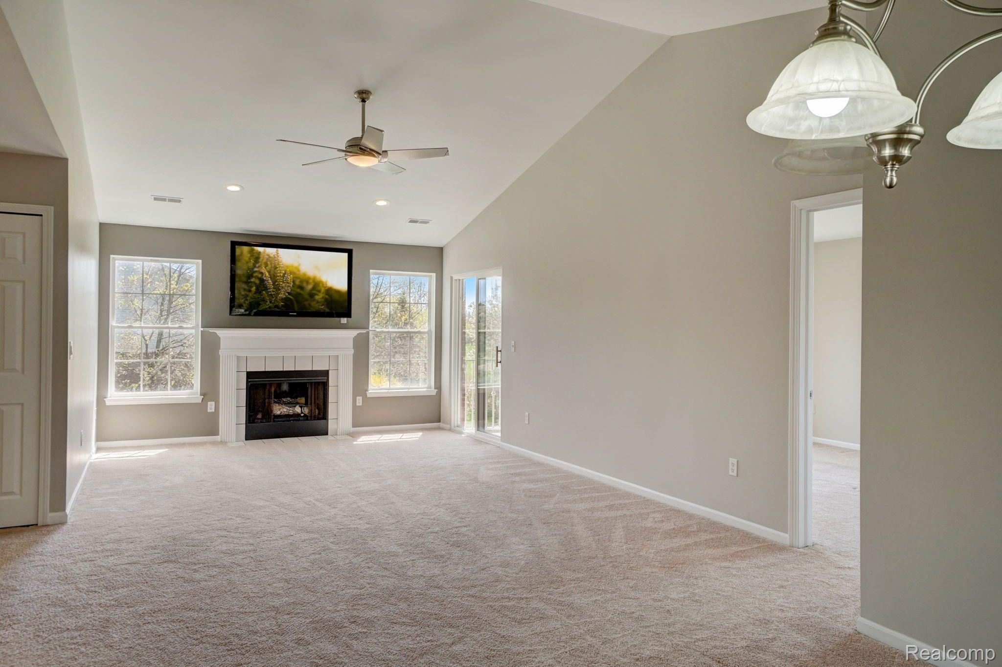 15454 CLAREMONT Drive N