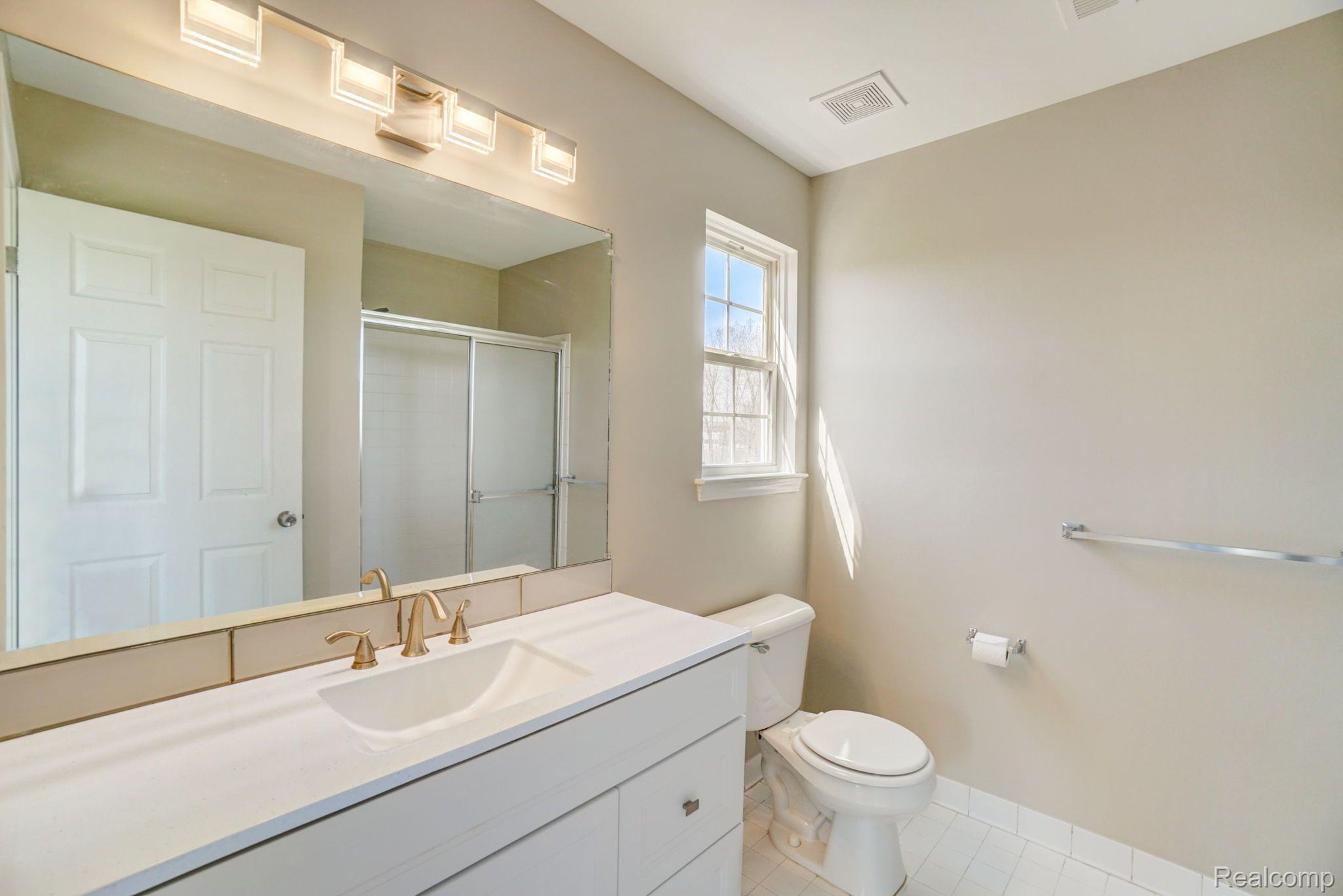 15454 CLAREMONT Drive N