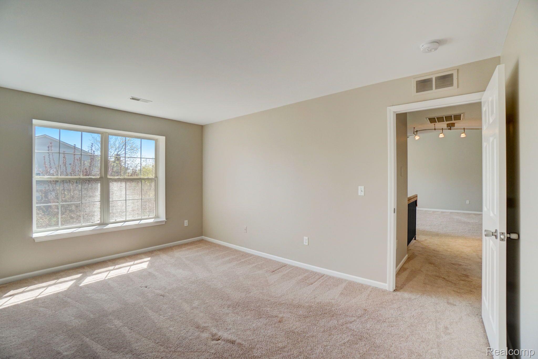 15454 CLAREMONT Drive N