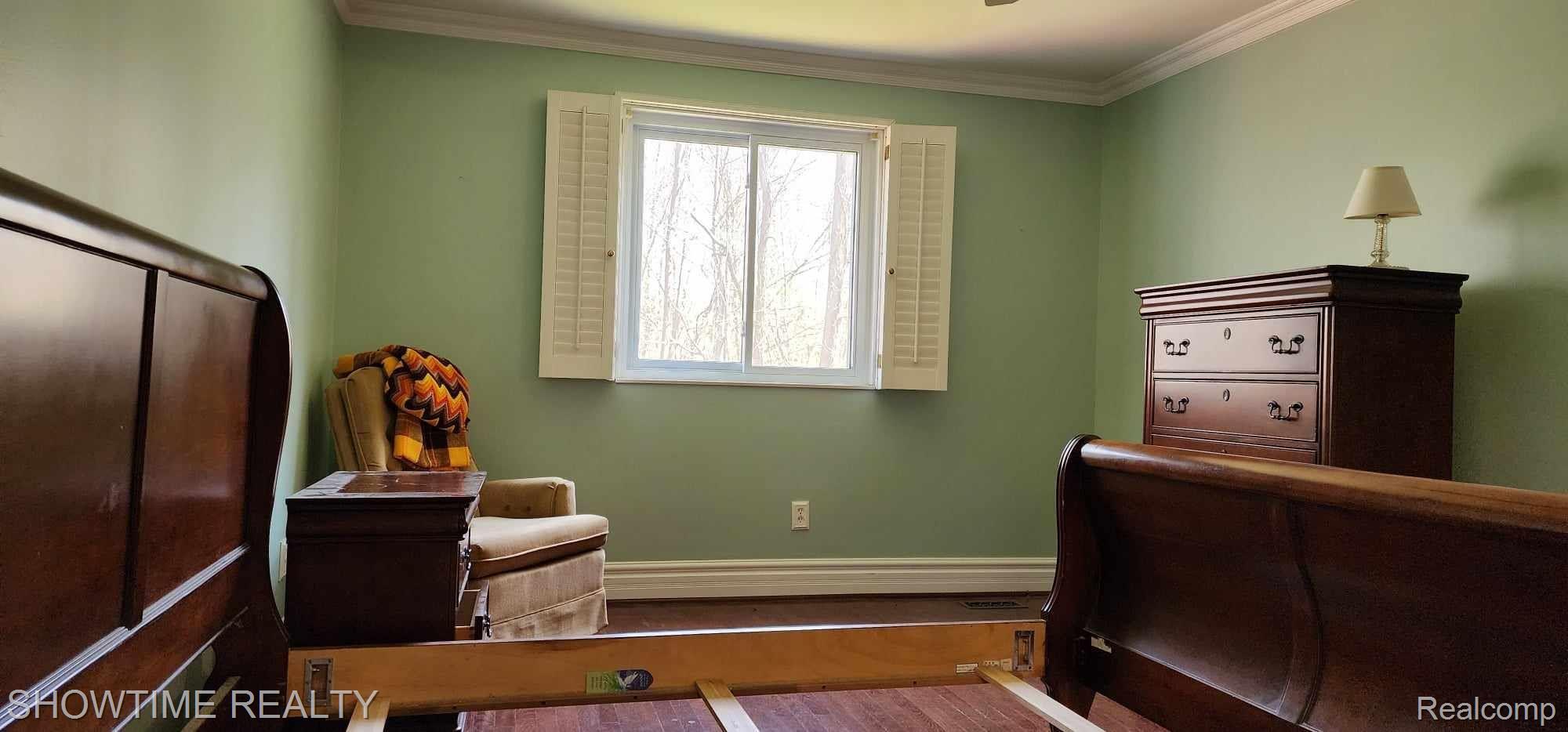 20550 LONGWOOD Drive