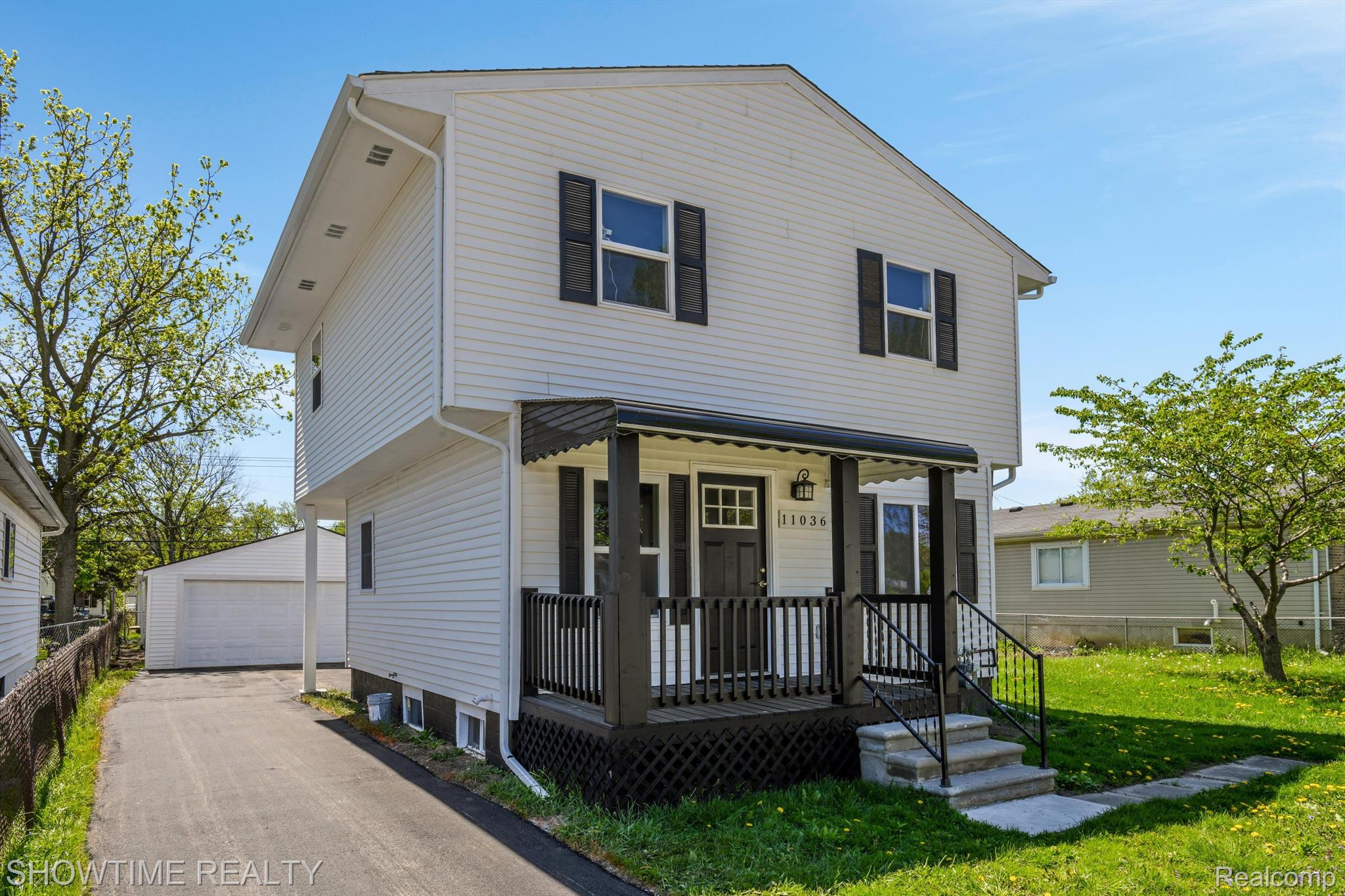 11036 ESSEX Avenue