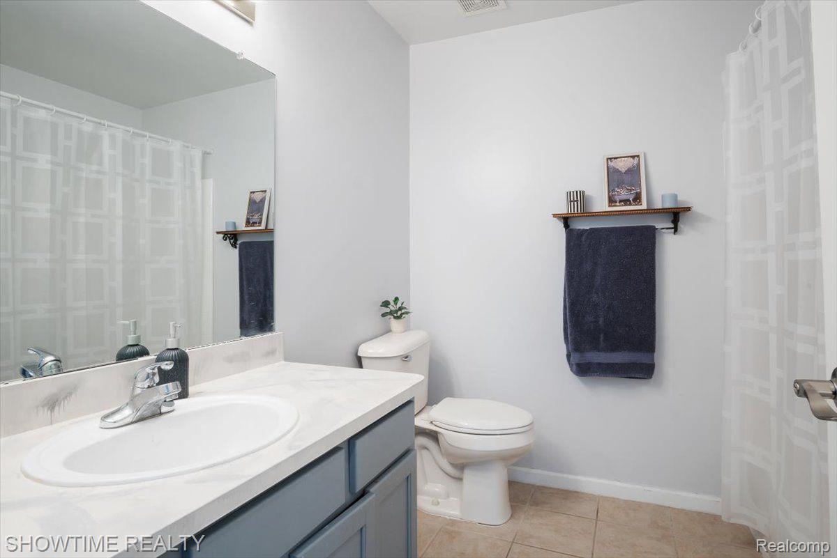 21067 COOPER Drive
