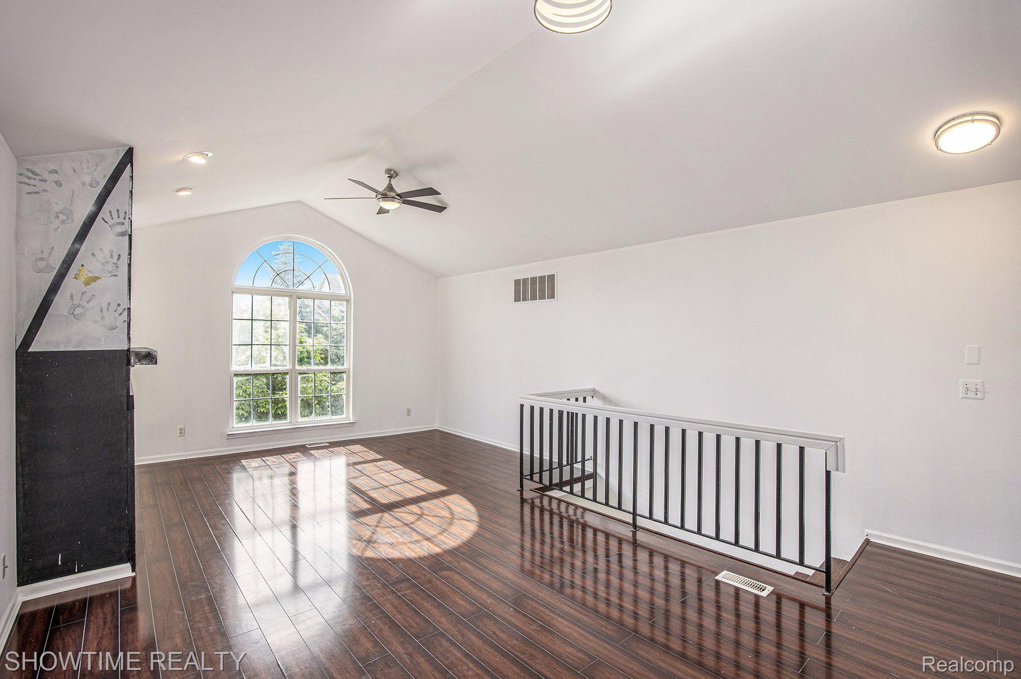 52332 STONERIDGE