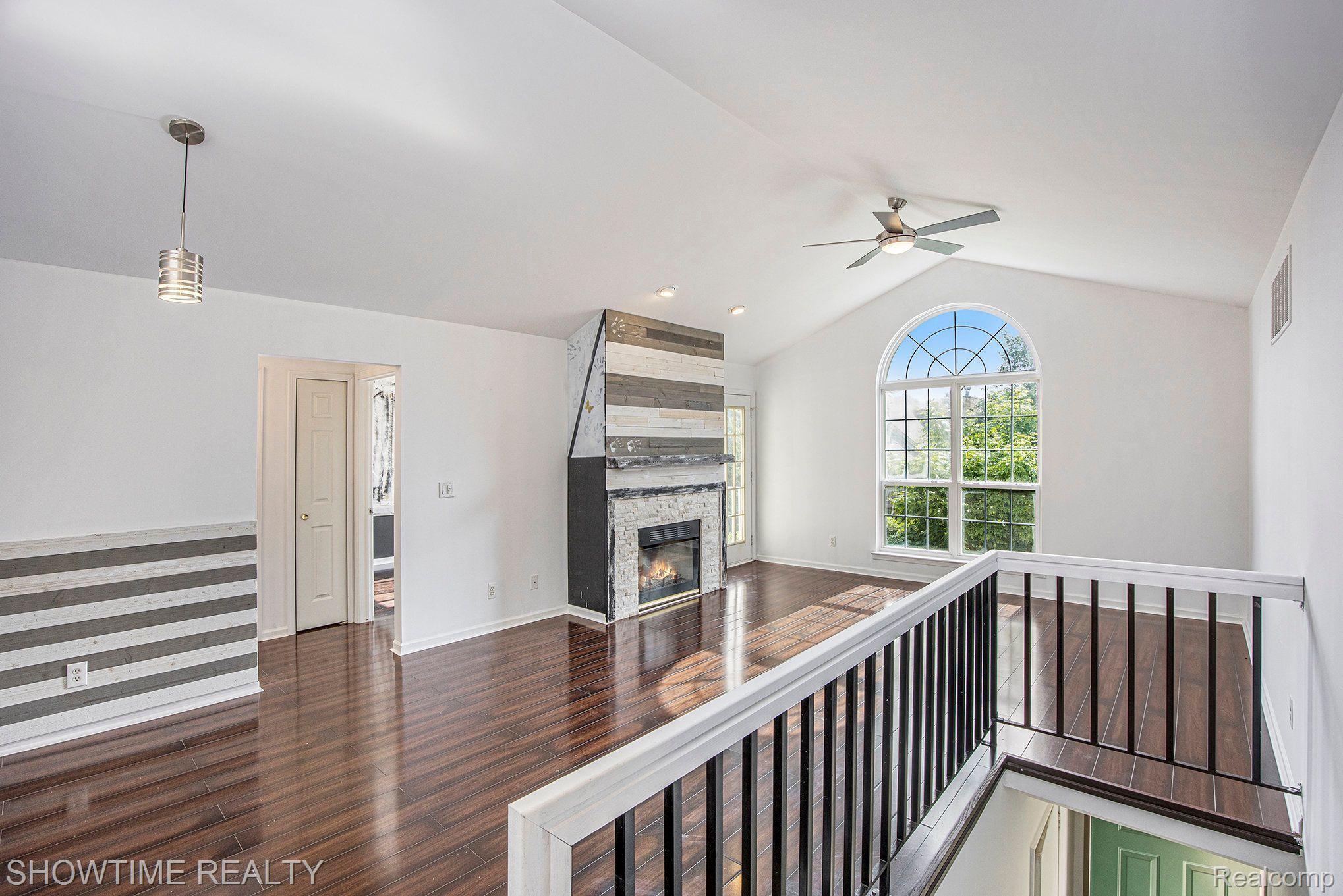 52332 STONERIDGE