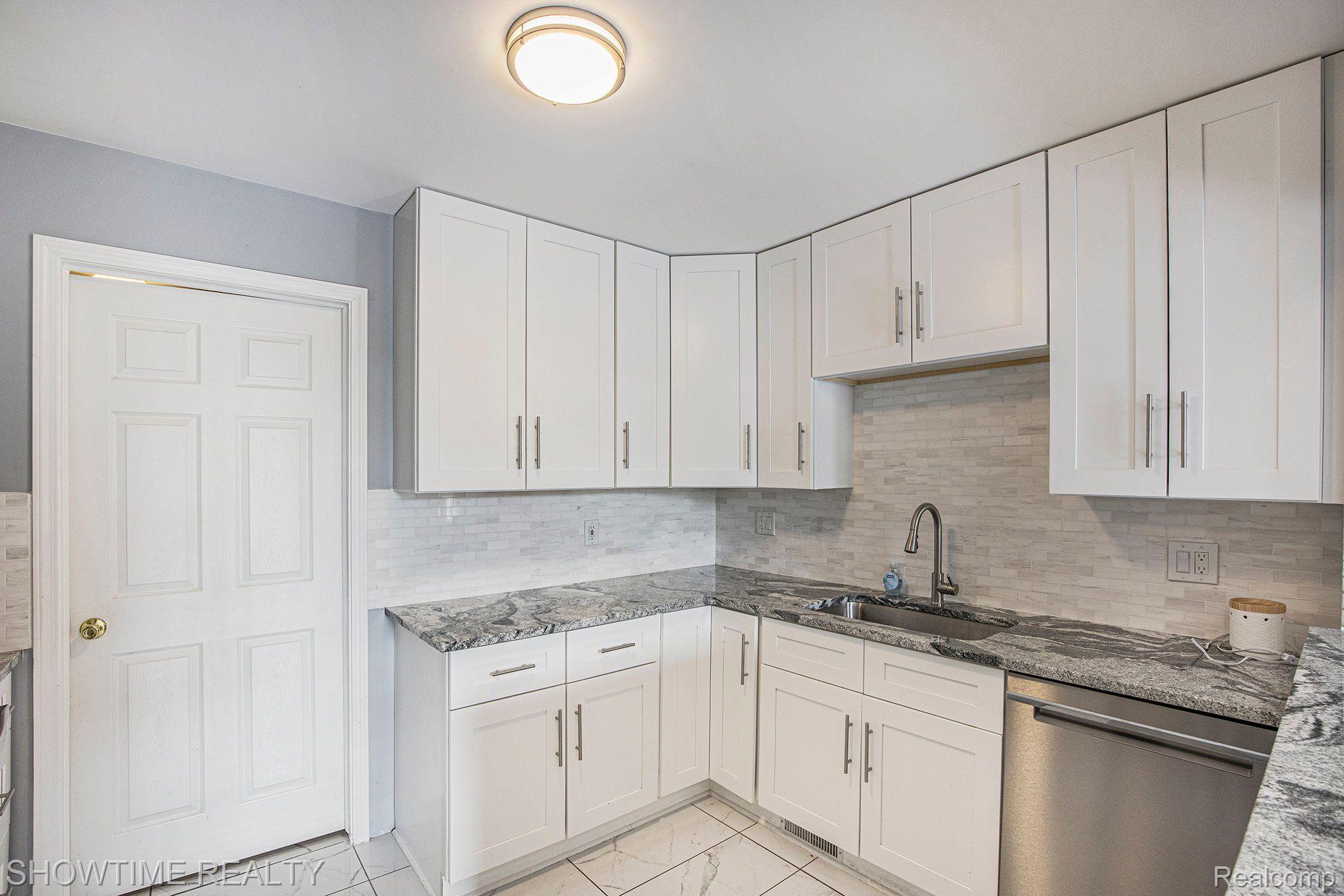 52332 STONERIDGE