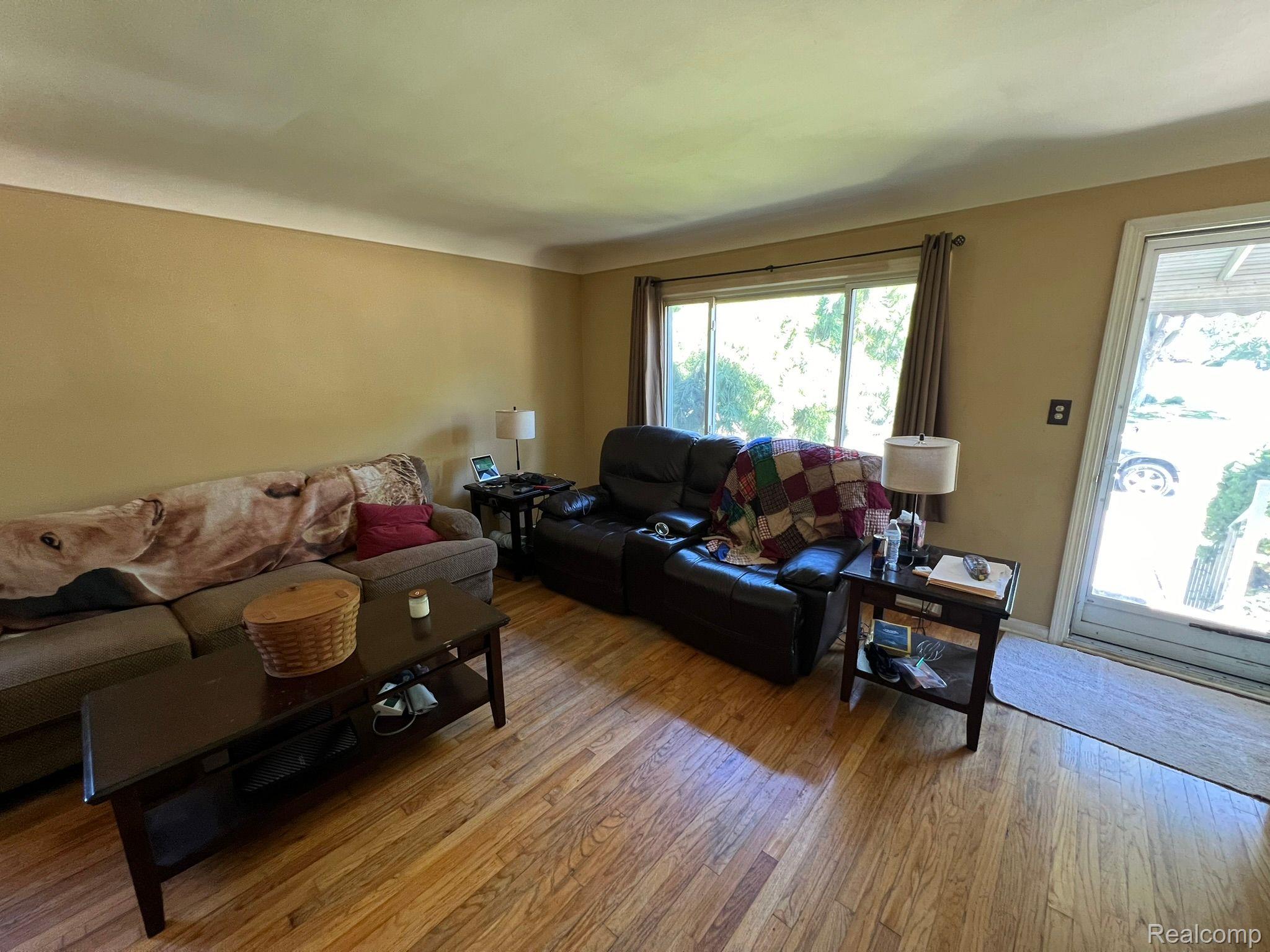 17644 STEPHENS Drive