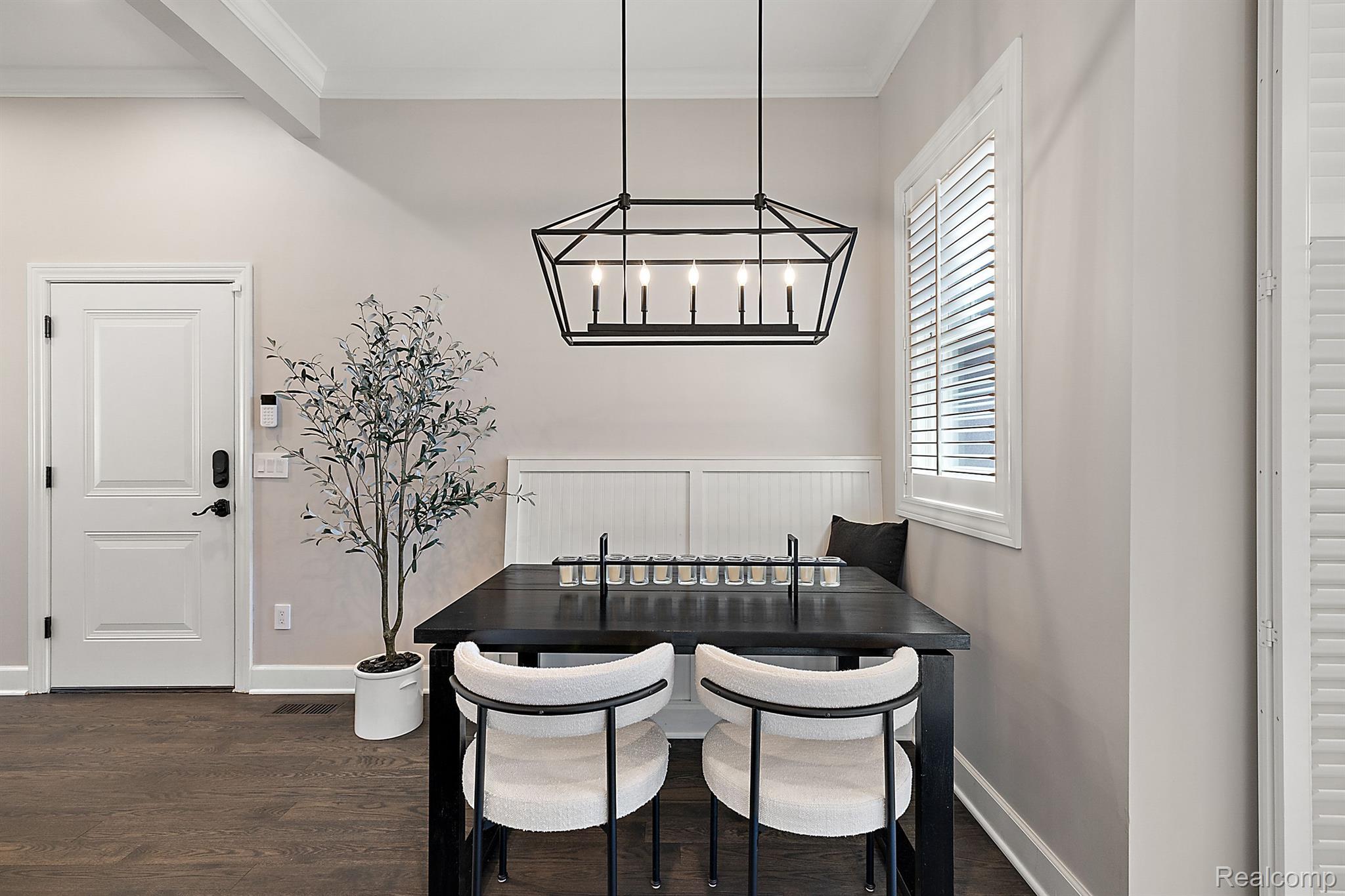 1238 VILLA Road
