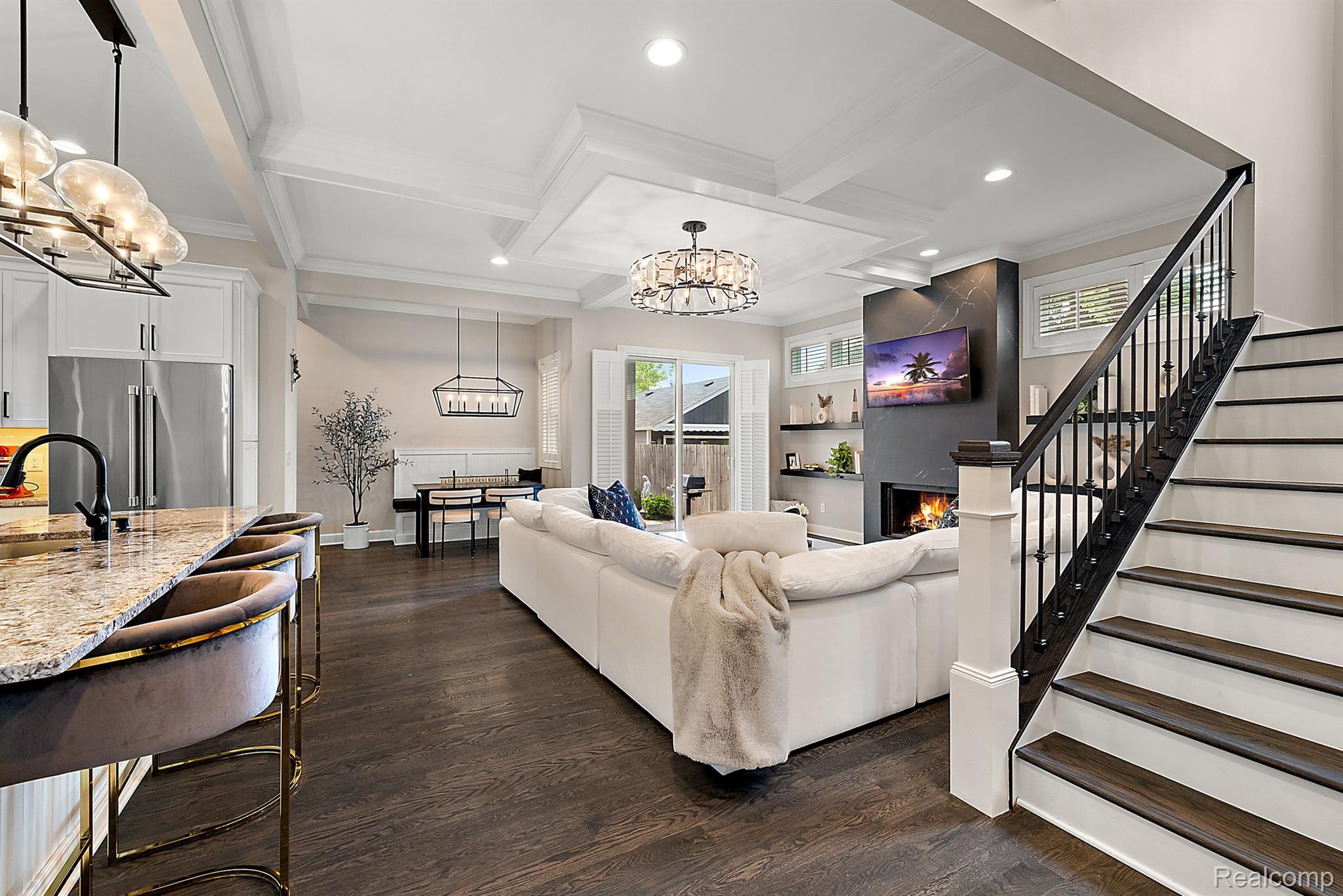 1238 VILLA Road