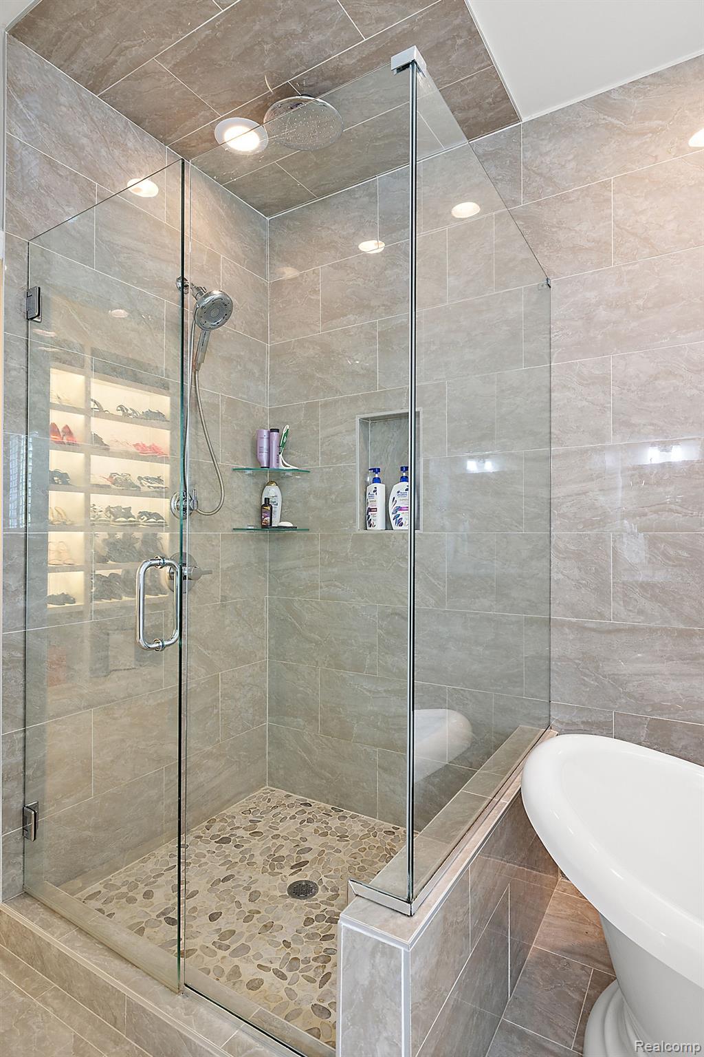 1238 VILLA Road