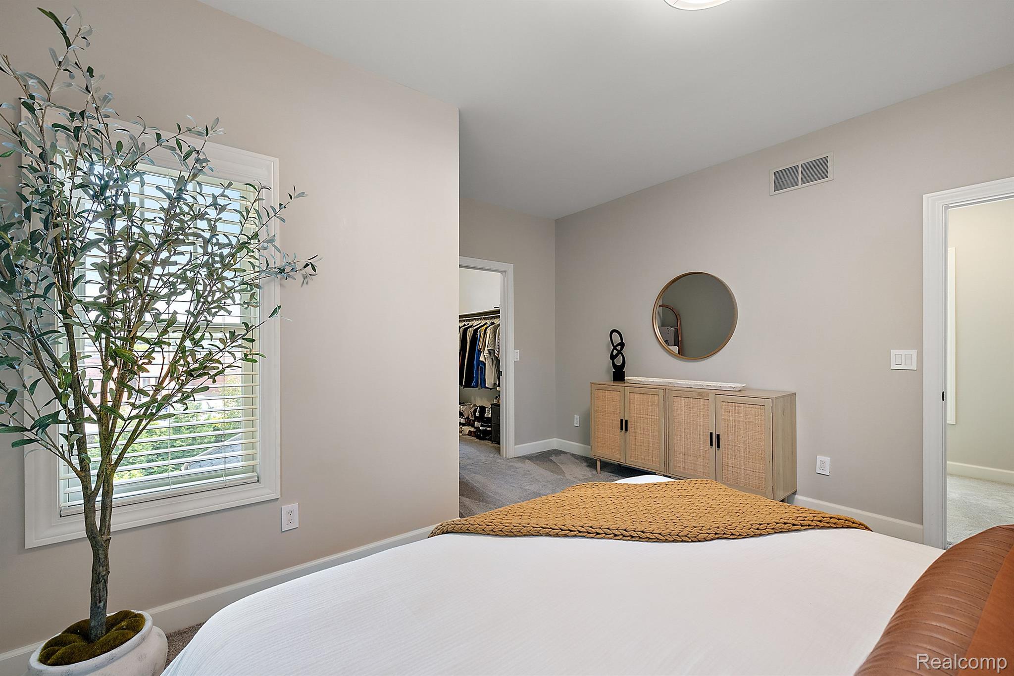 1238 VILLA Road