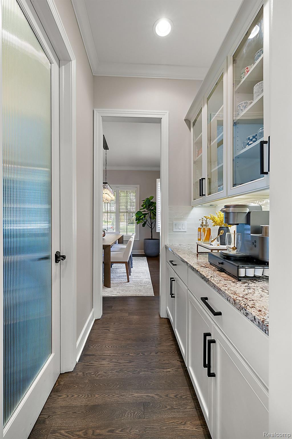 1238 VILLA Road
