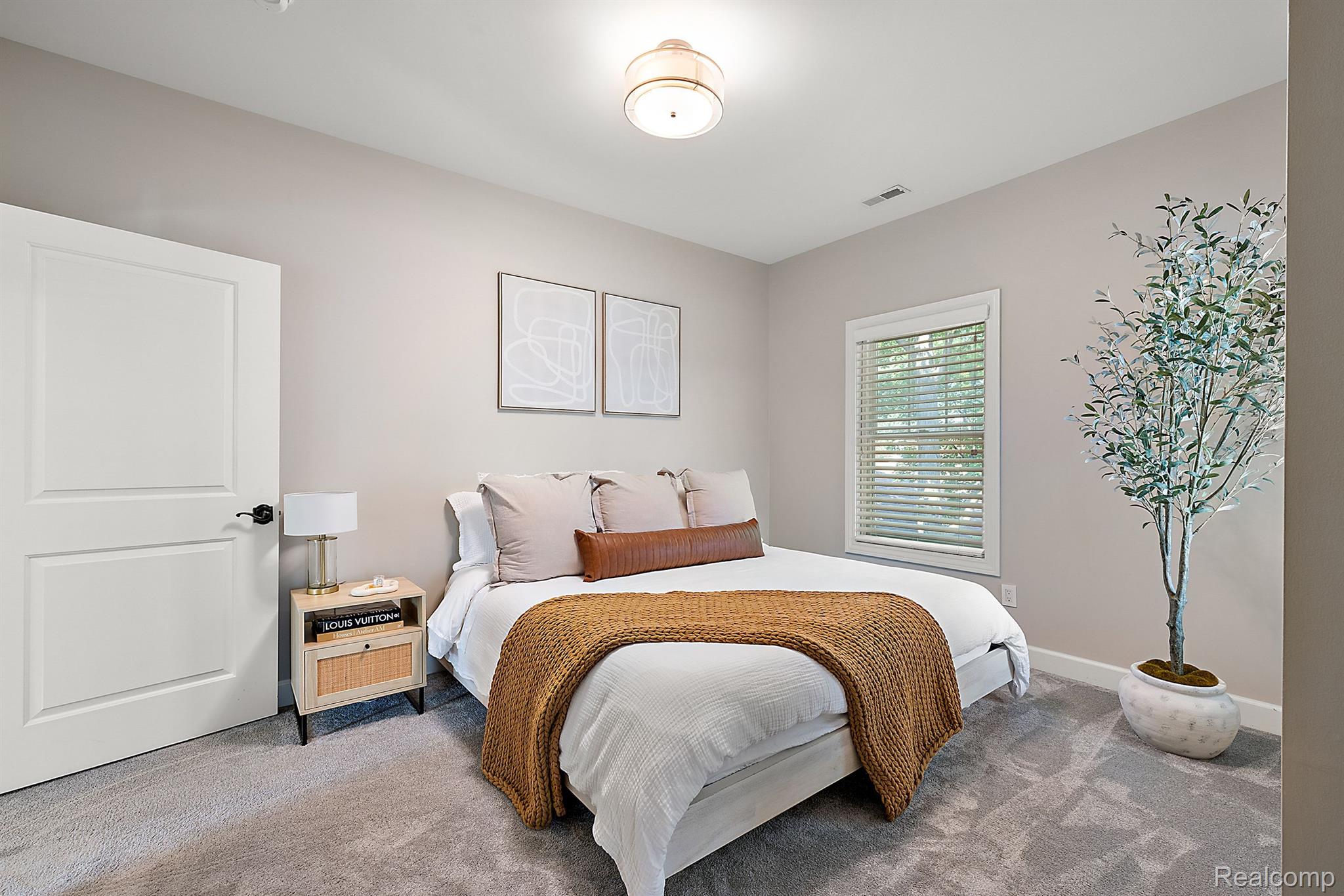 1238 VILLA Road