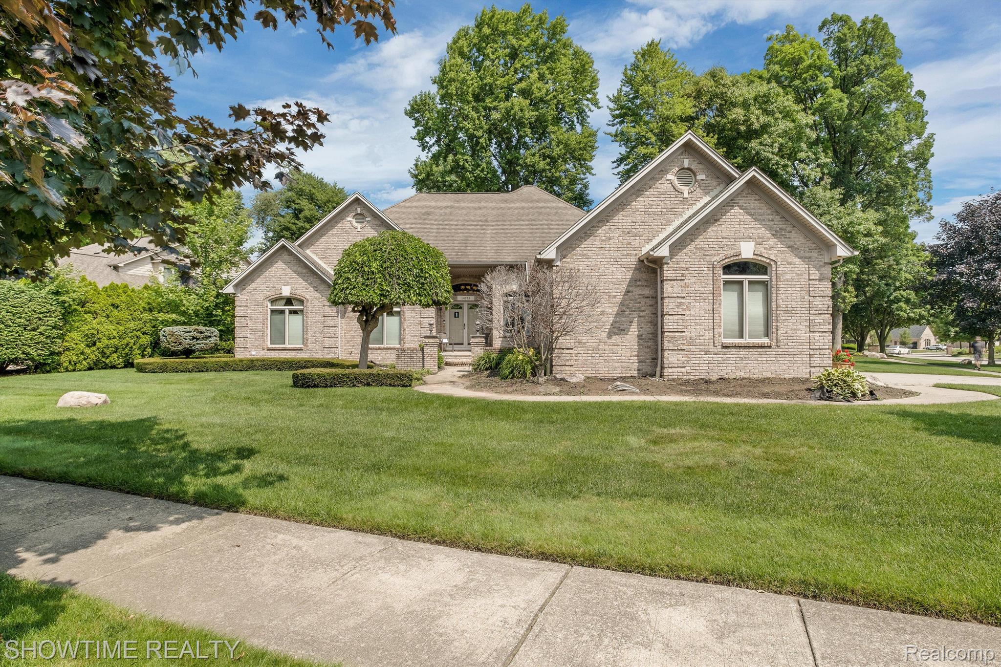 14179 BOURNEMUTH Drive