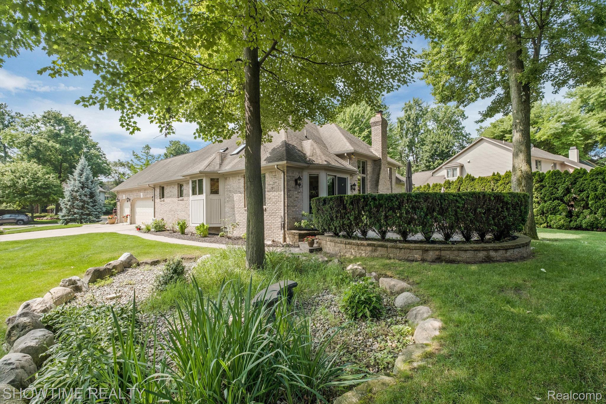 14179 BOURNEMUTH Drive