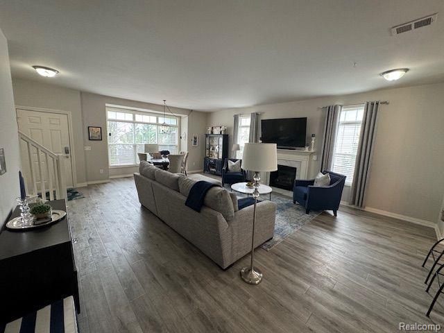 11701 SQUIERS Boulevard