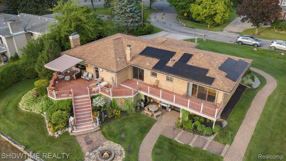 2906 SHAWNEE Lane