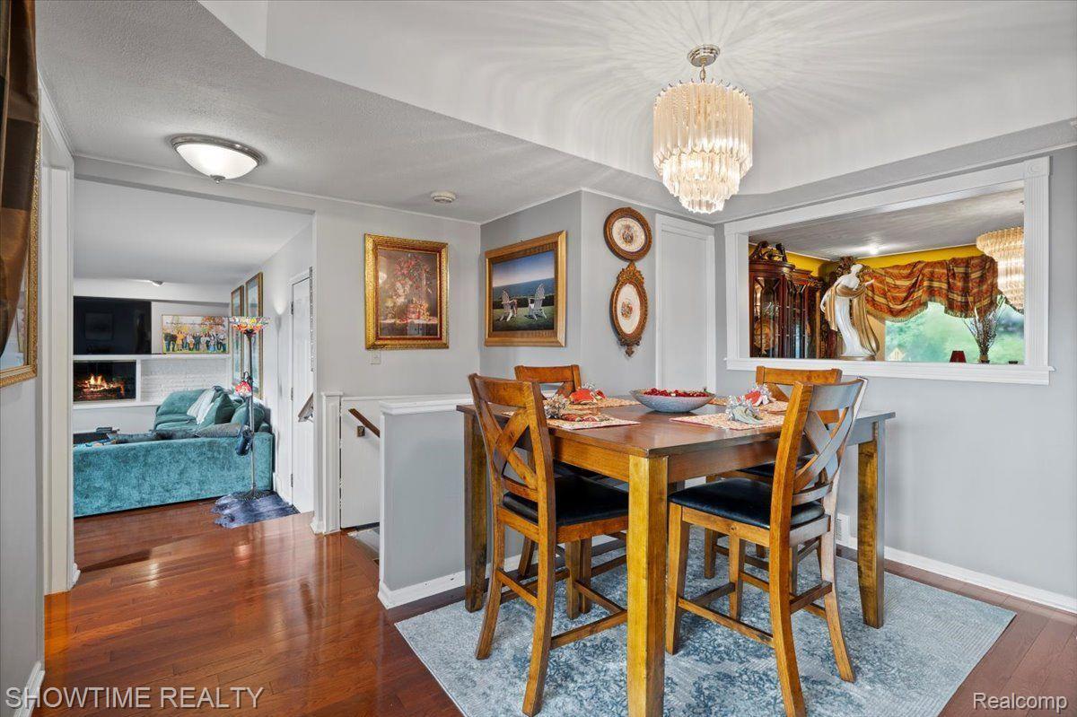 2906 SHAWNEE Lane