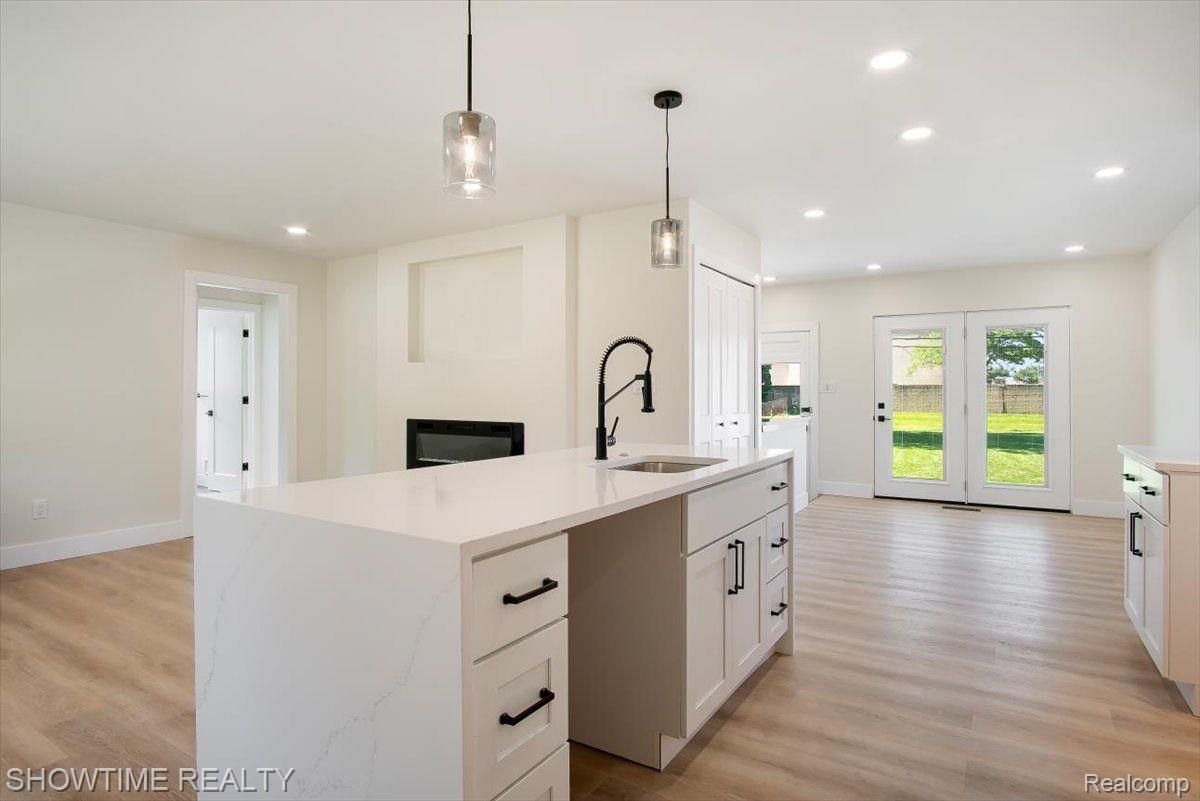 1401 KEY WEST Drive