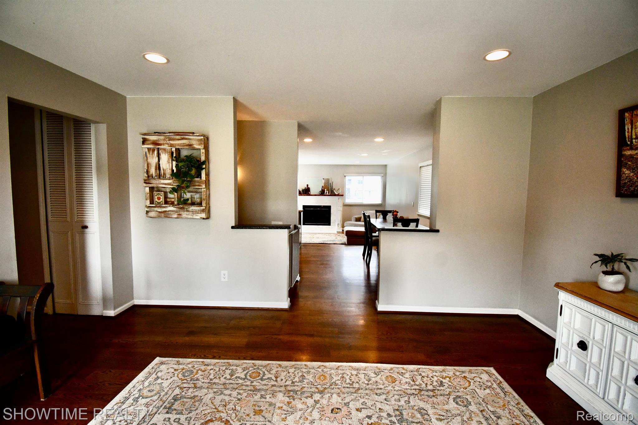 16220 ALLISTON Street