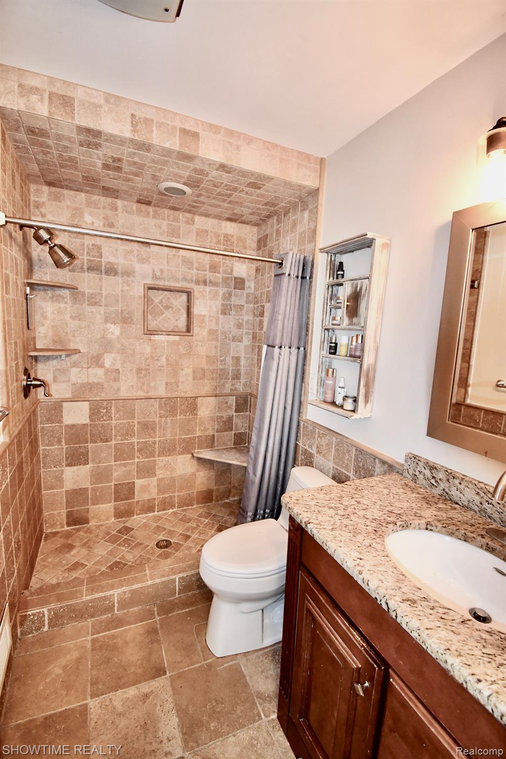 16220 ALLISTON Street