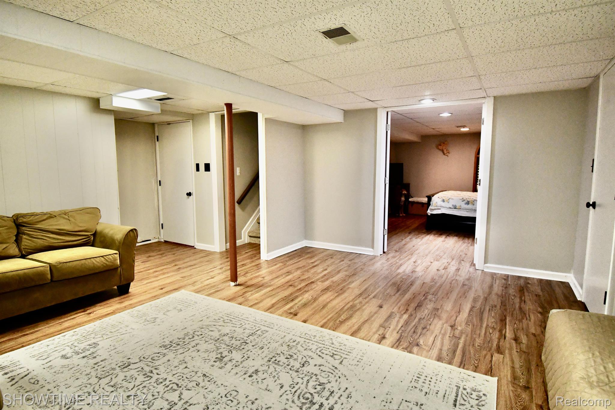 16220 ALLISTON Street