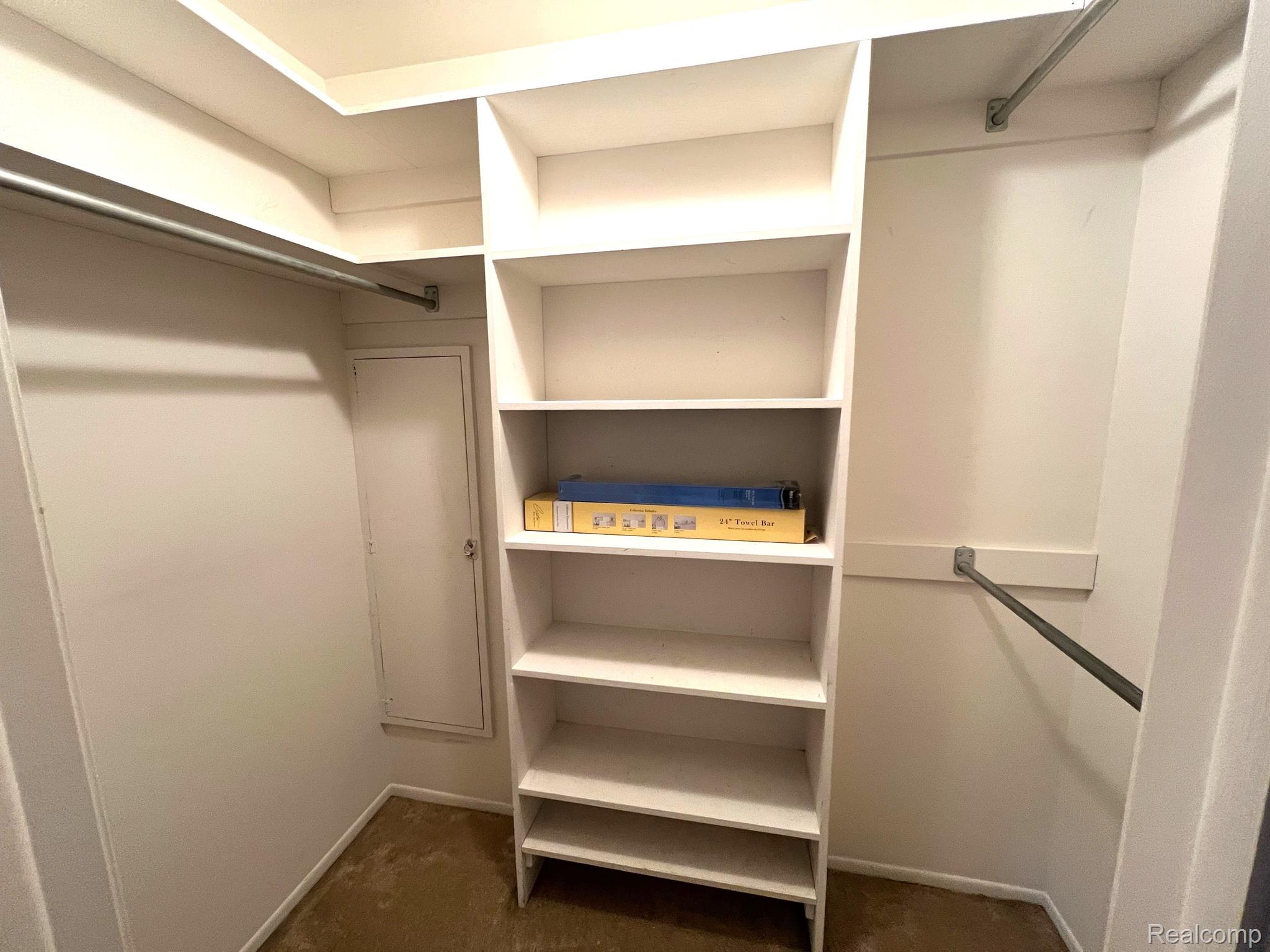 60627 S GREENBROOK E