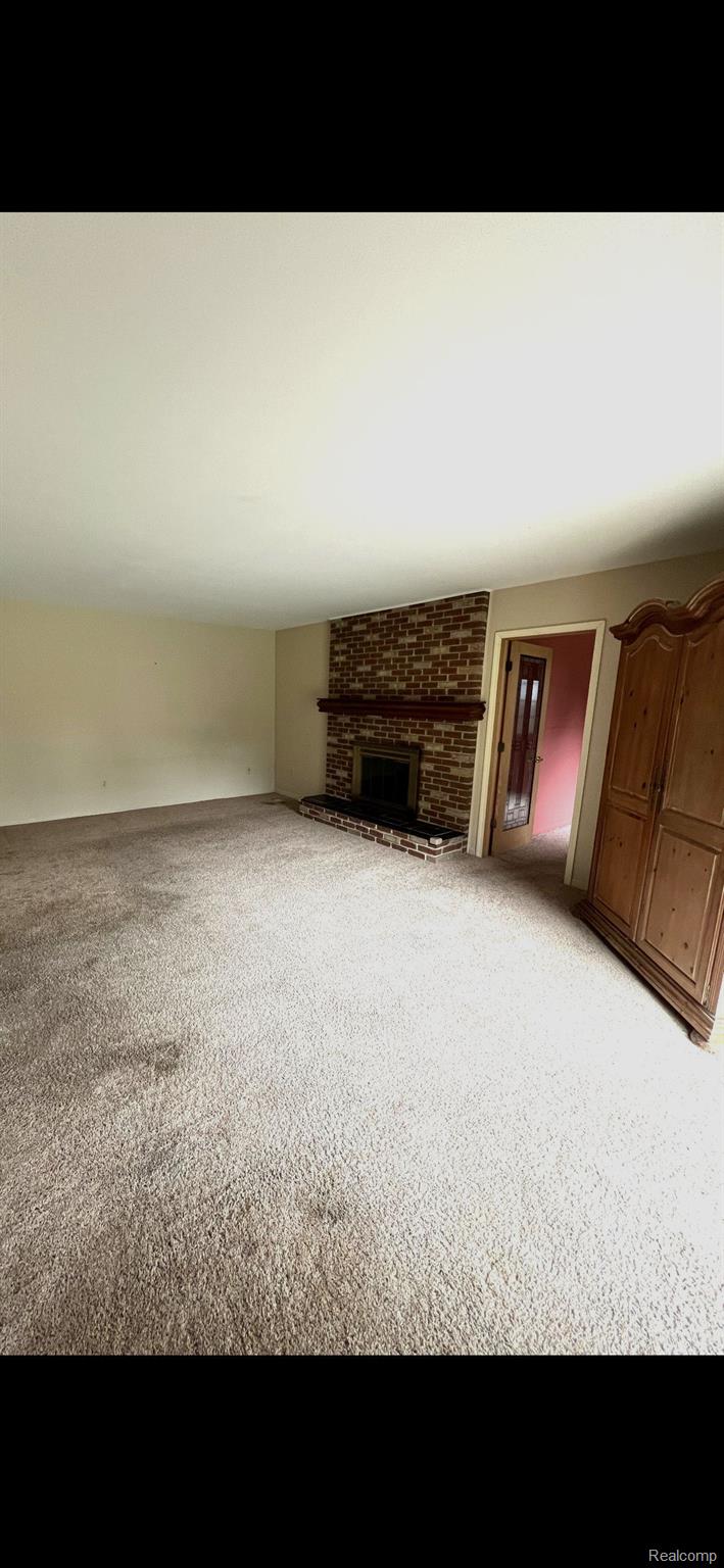 60627 S GREENBROOK E