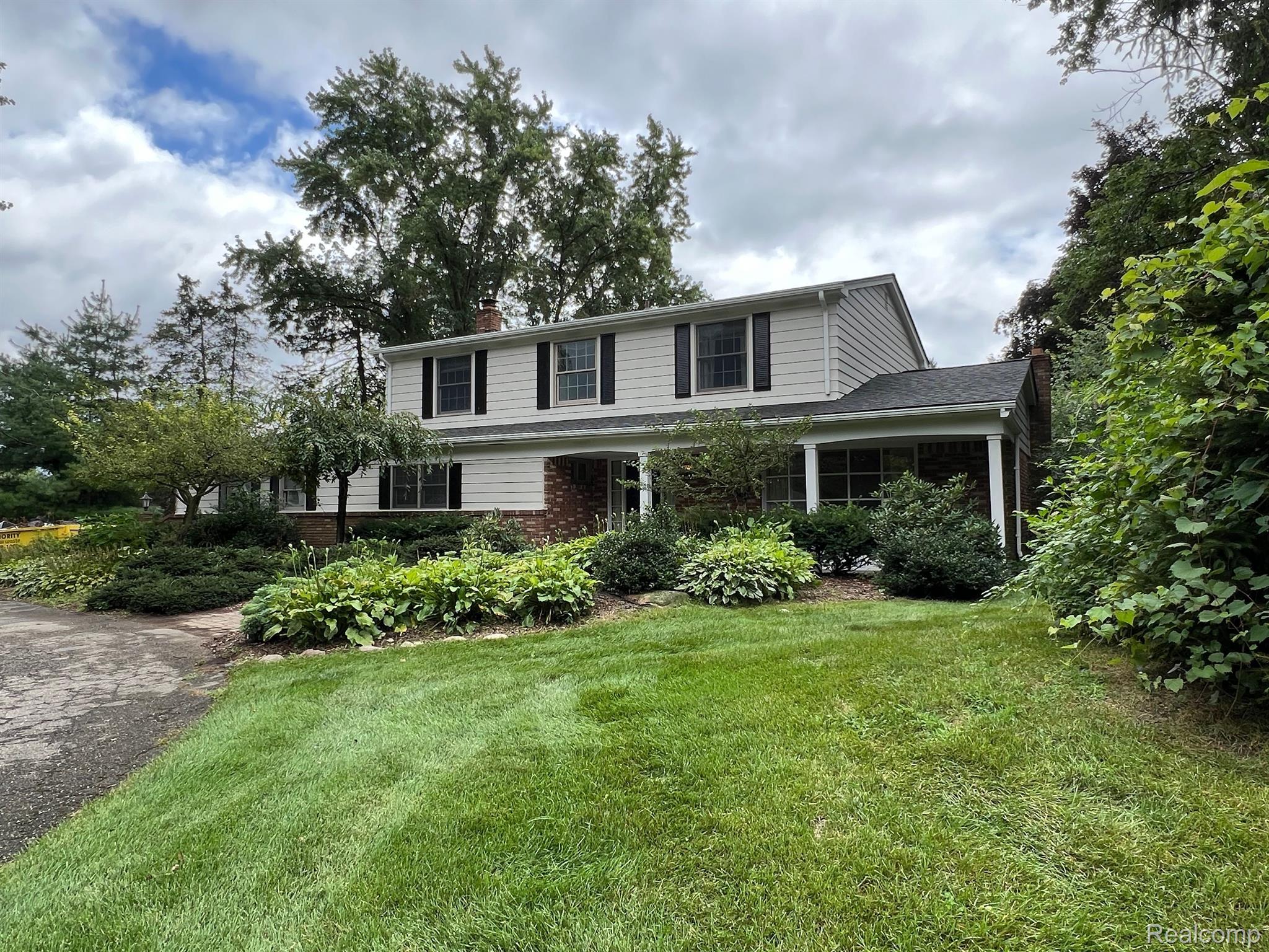 60627 S GREENBROOK E