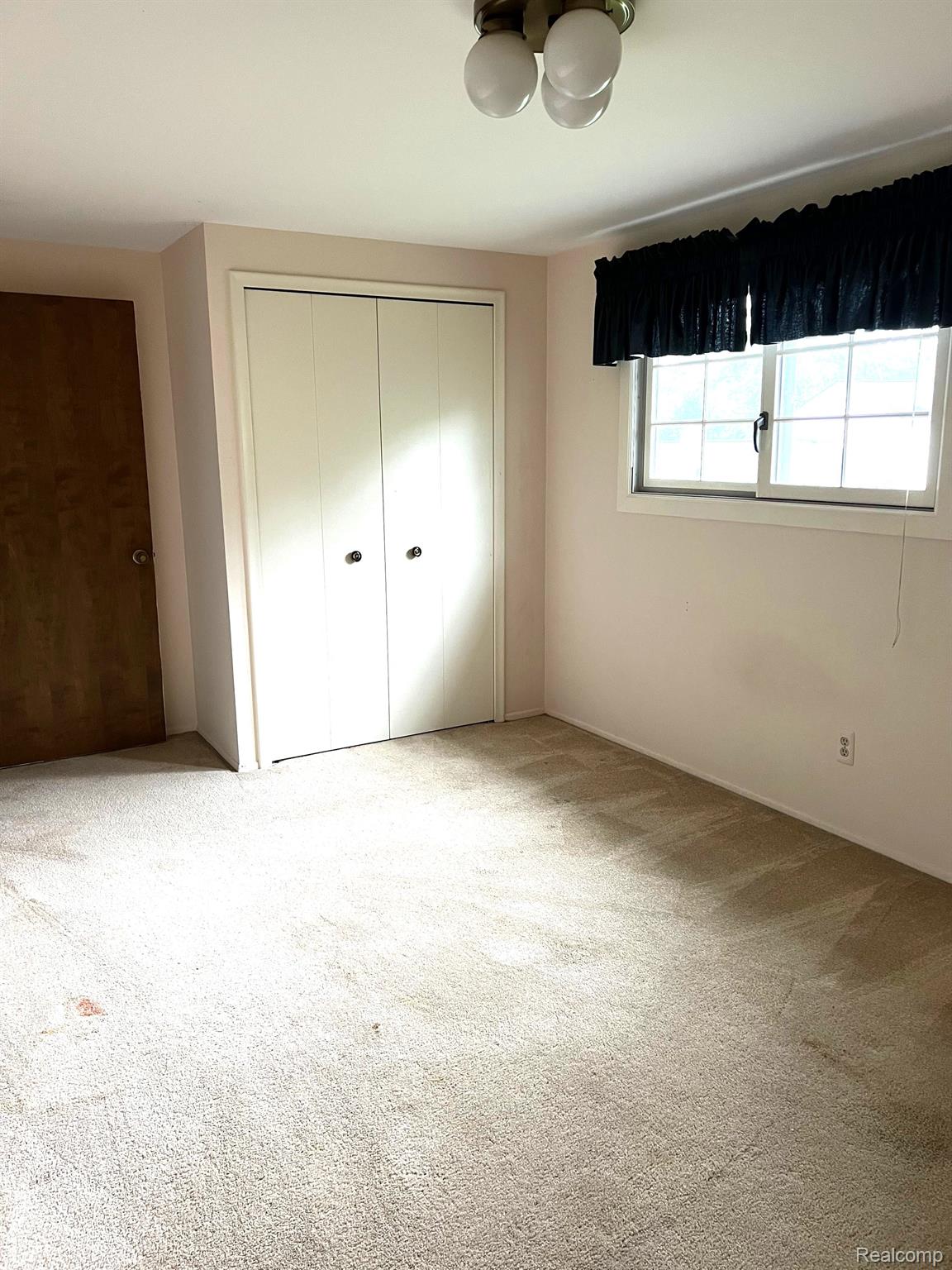 60627 S GREENBROOK E