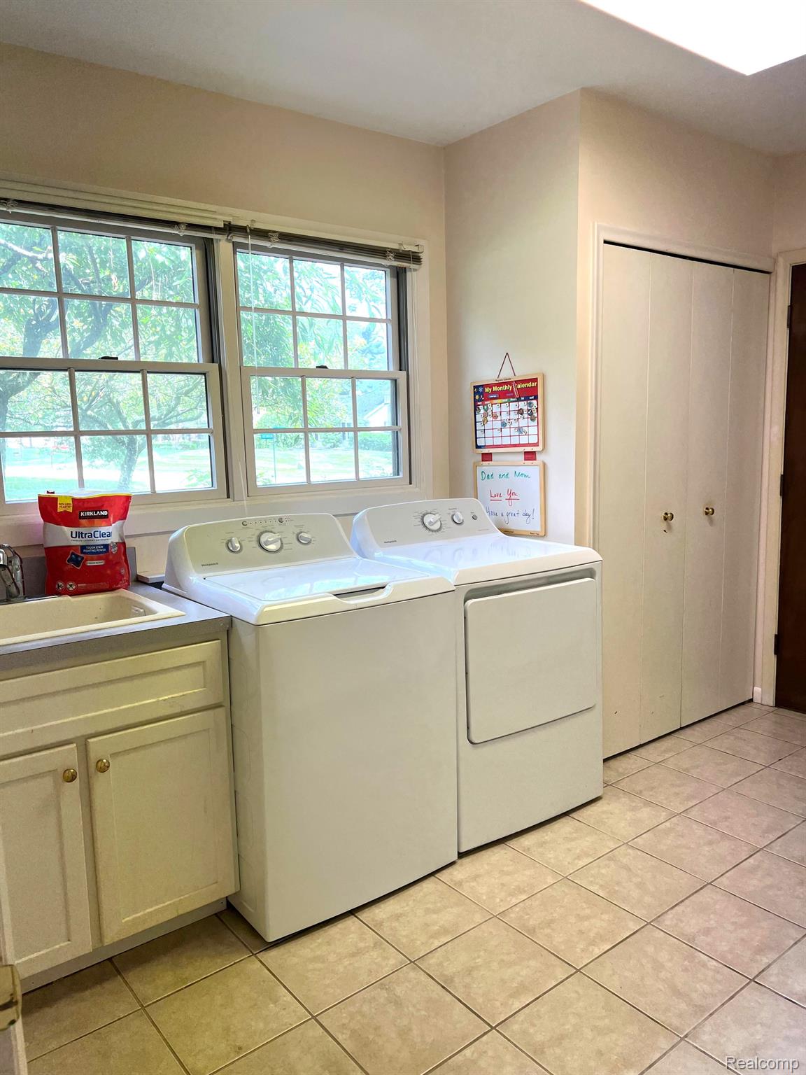 60627 S GREENBROOK E