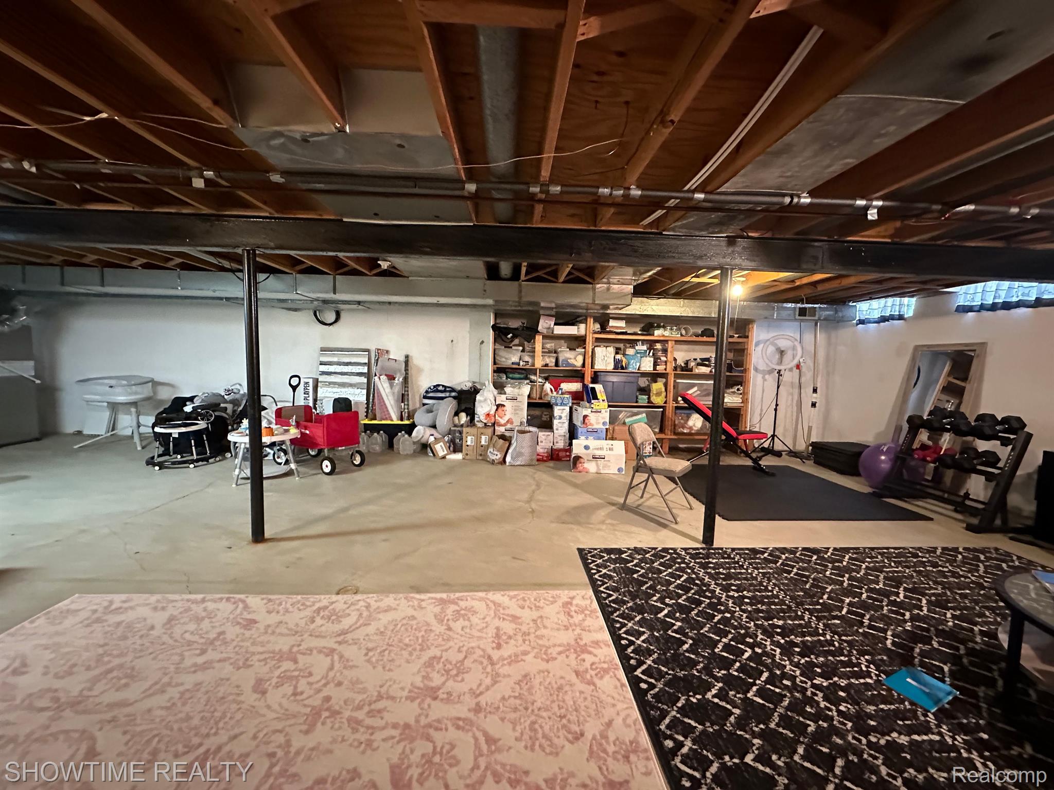 13328 CANTERBURY Drive