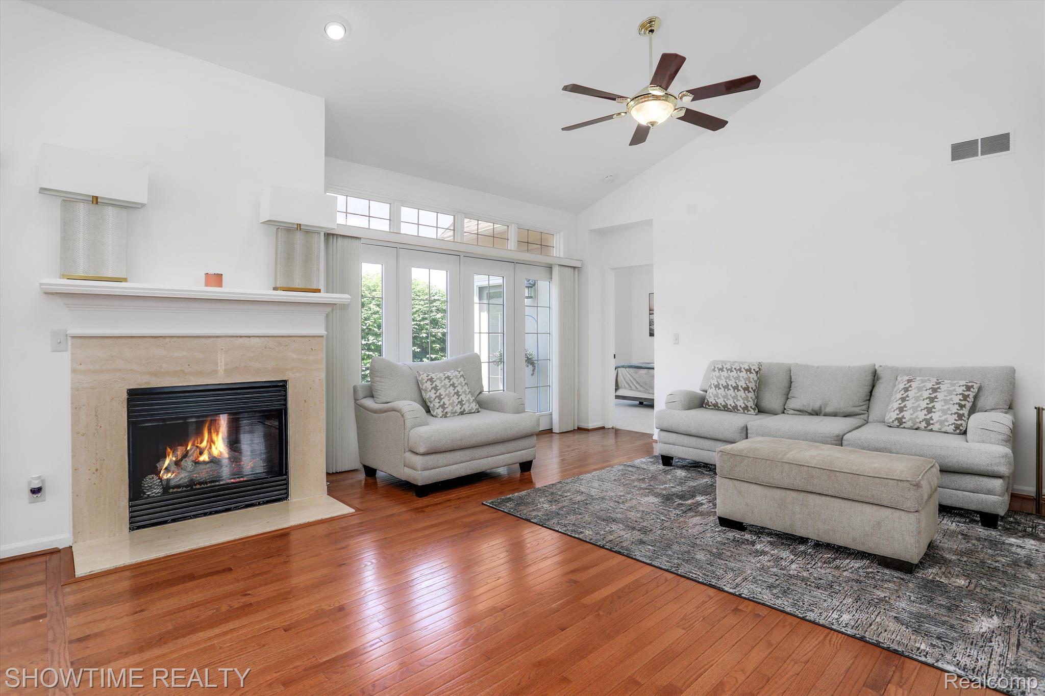 7907 GLACIER CLUB Drive