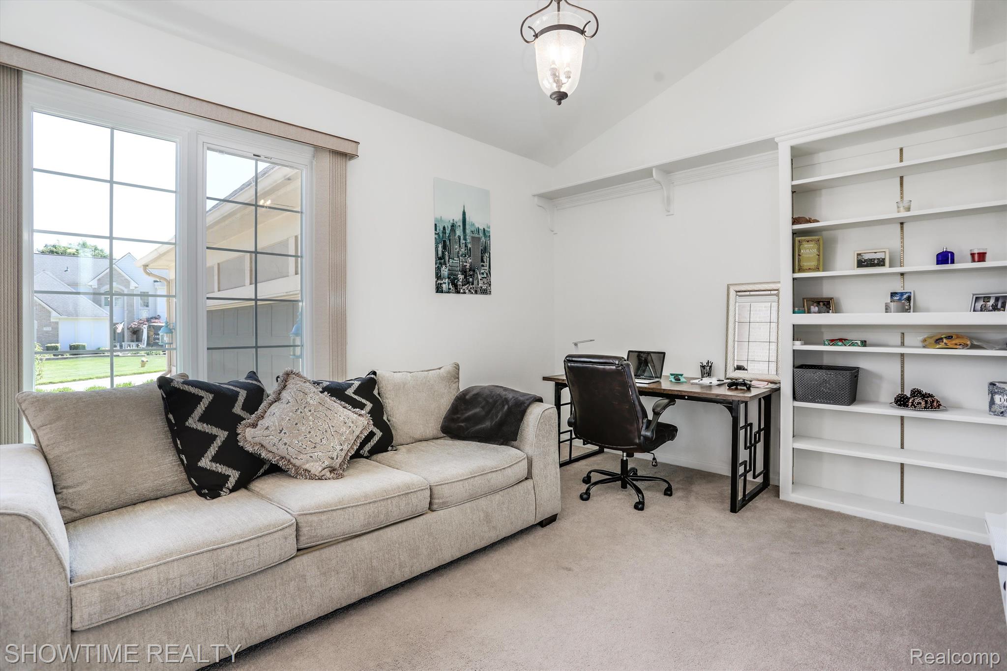 7907 GLACIER CLUB Drive