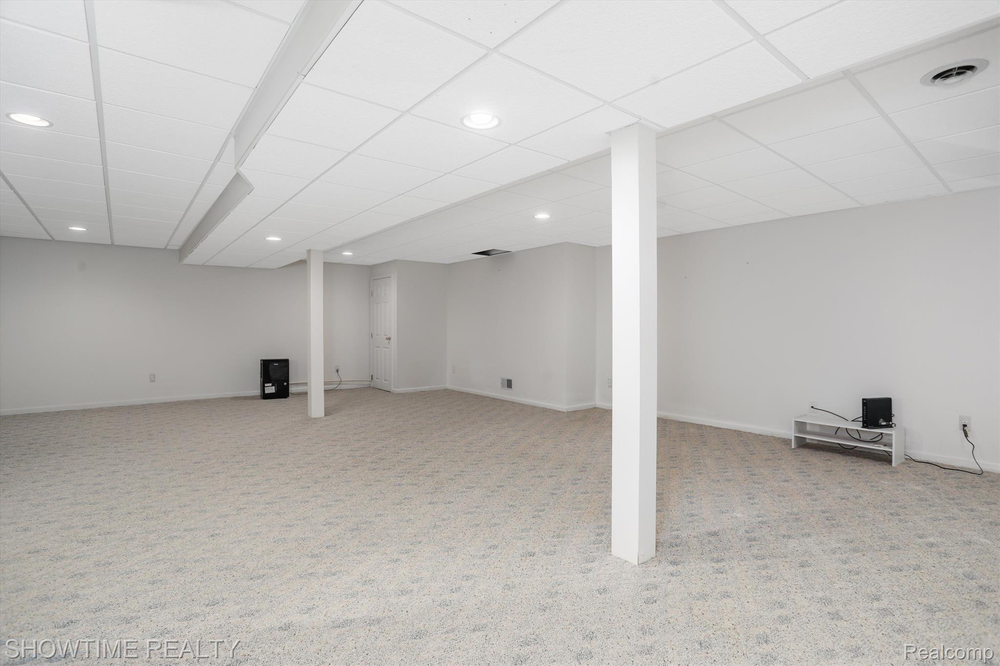 7907 GLACIER CLUB Drive