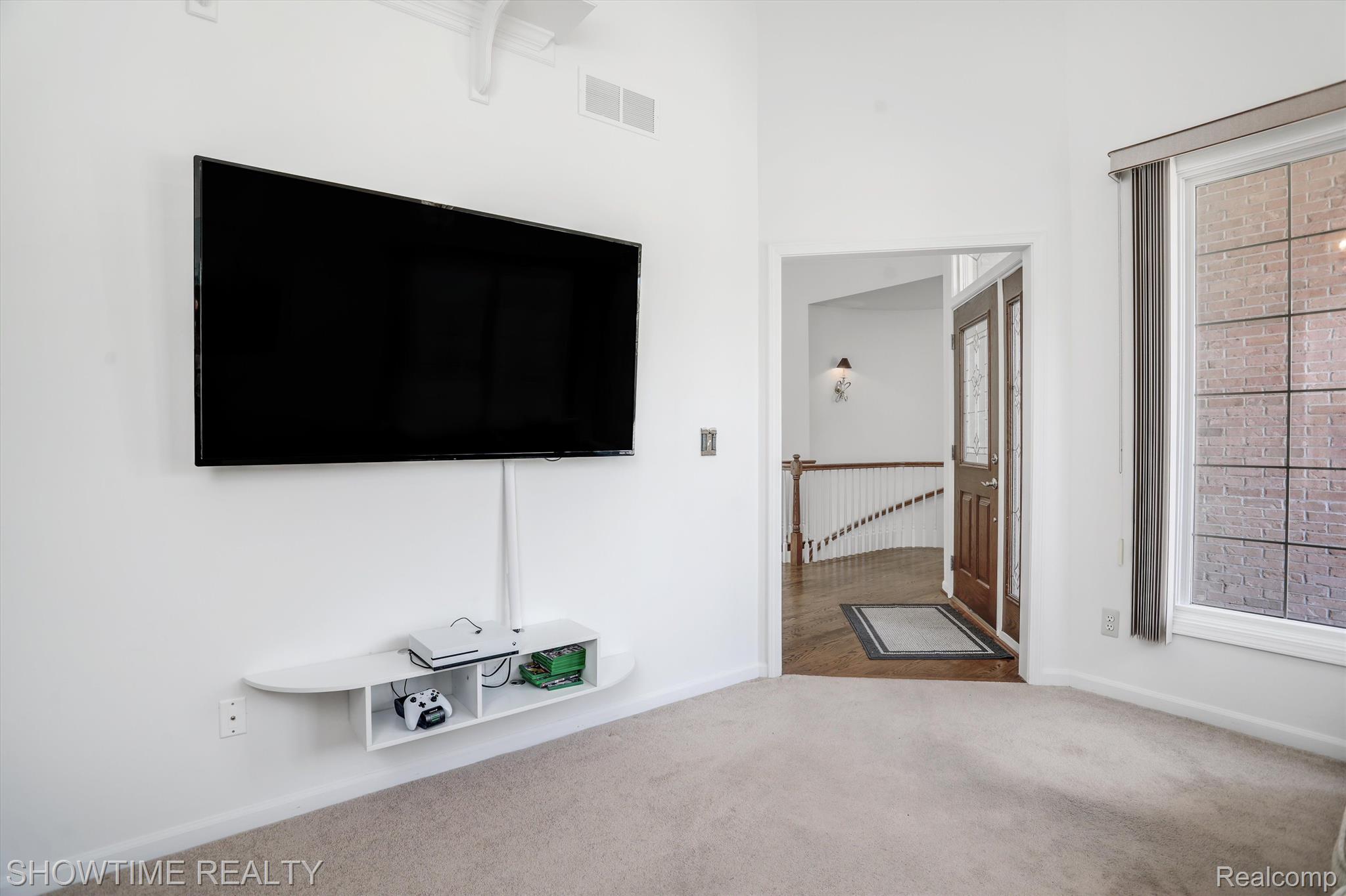 7907 GLACIER CLUB Drive