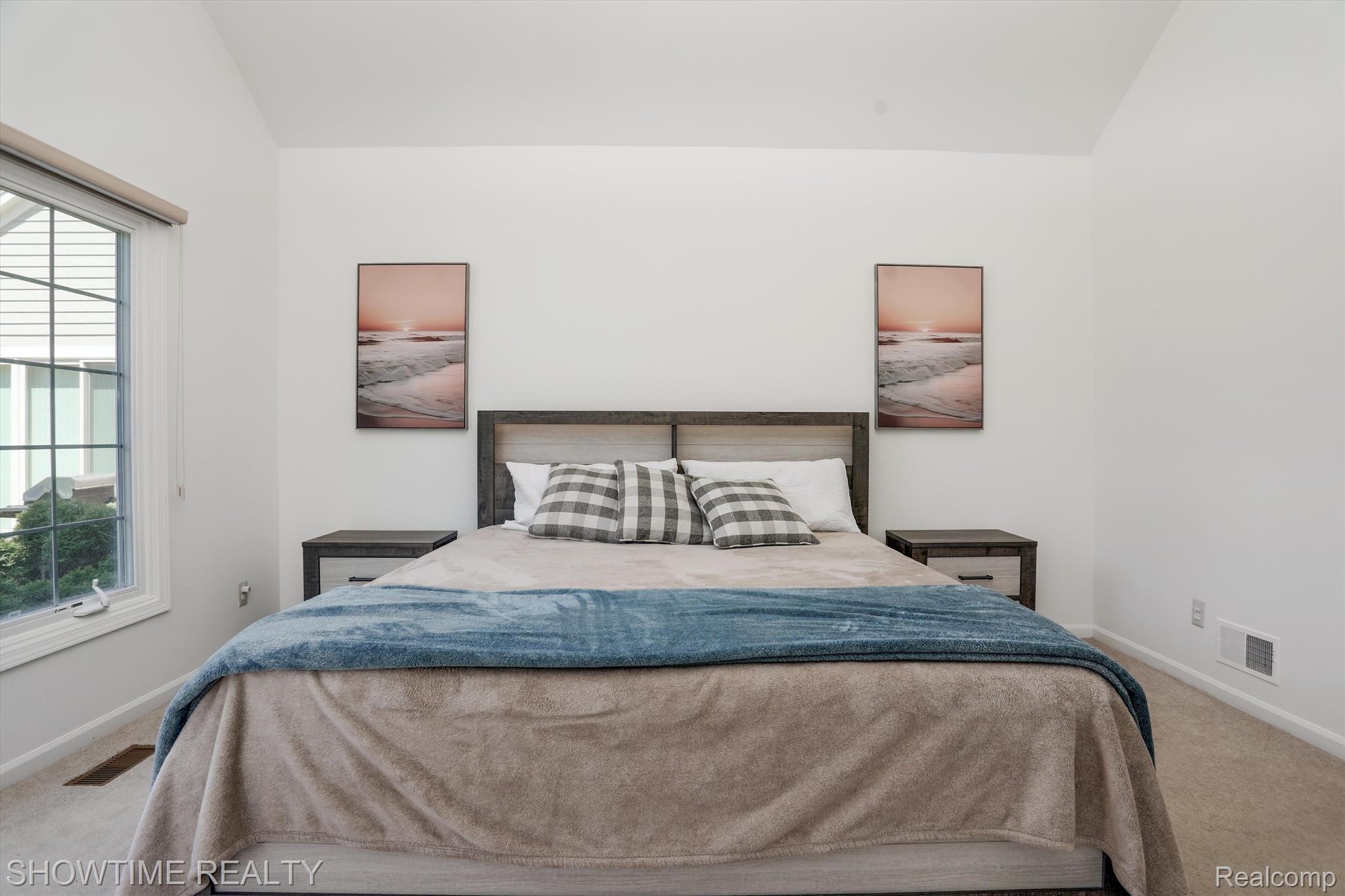 7907 GLACIER CLUB Drive