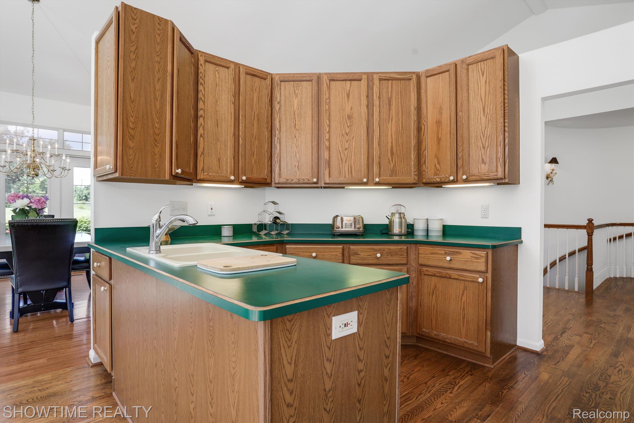 7907 GLACIER CLUB Drive