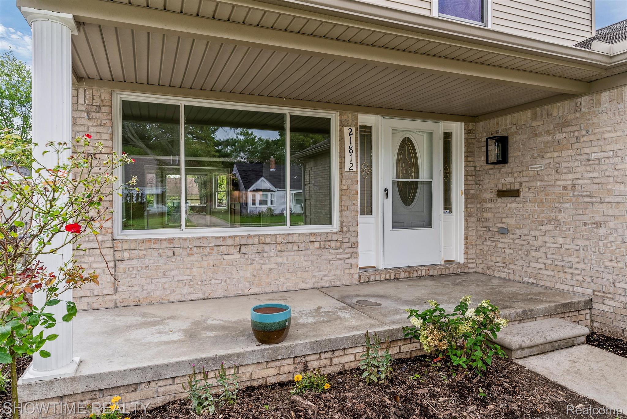 21812 CALIFORNIA Street