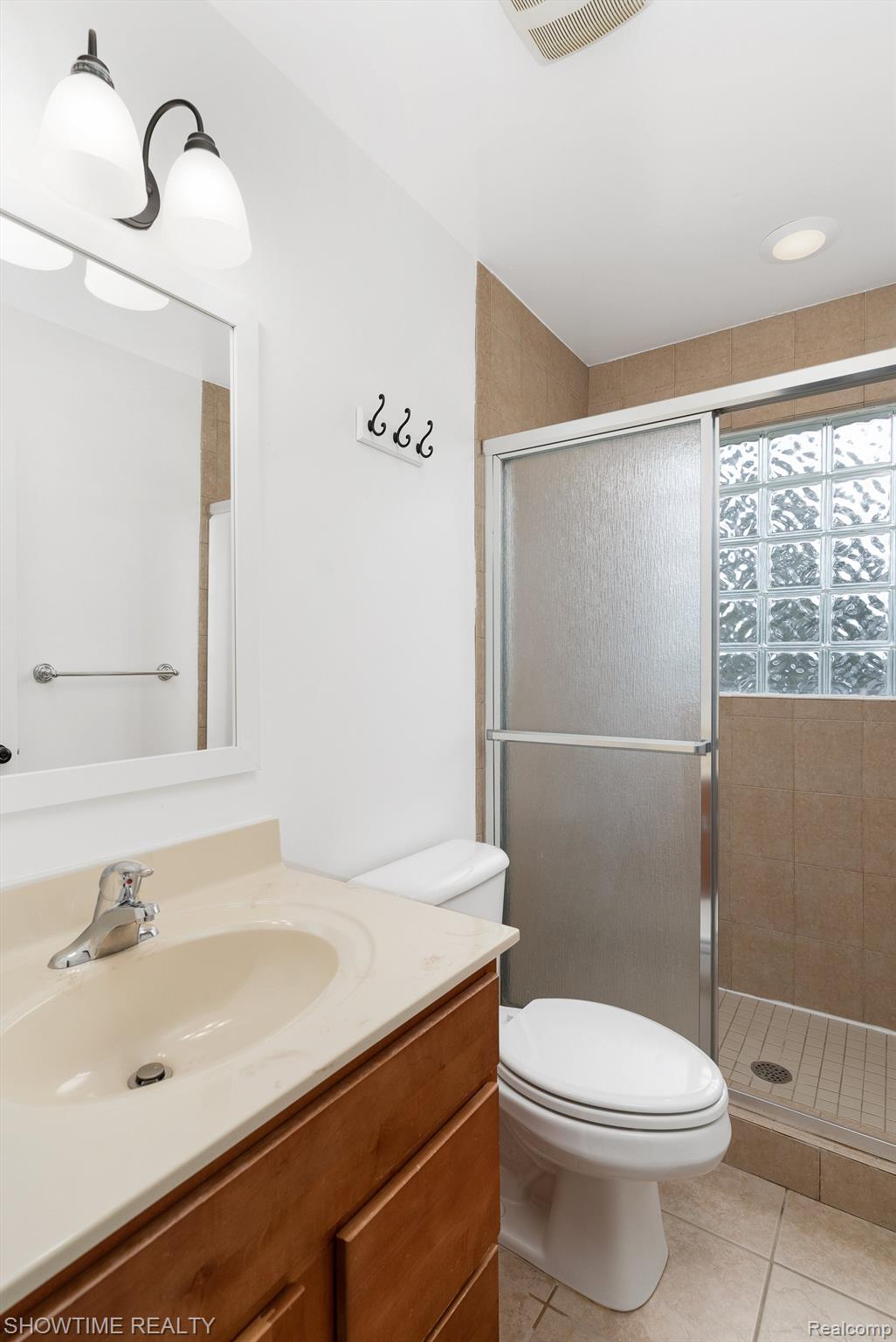 21812 CALIFORNIA Street