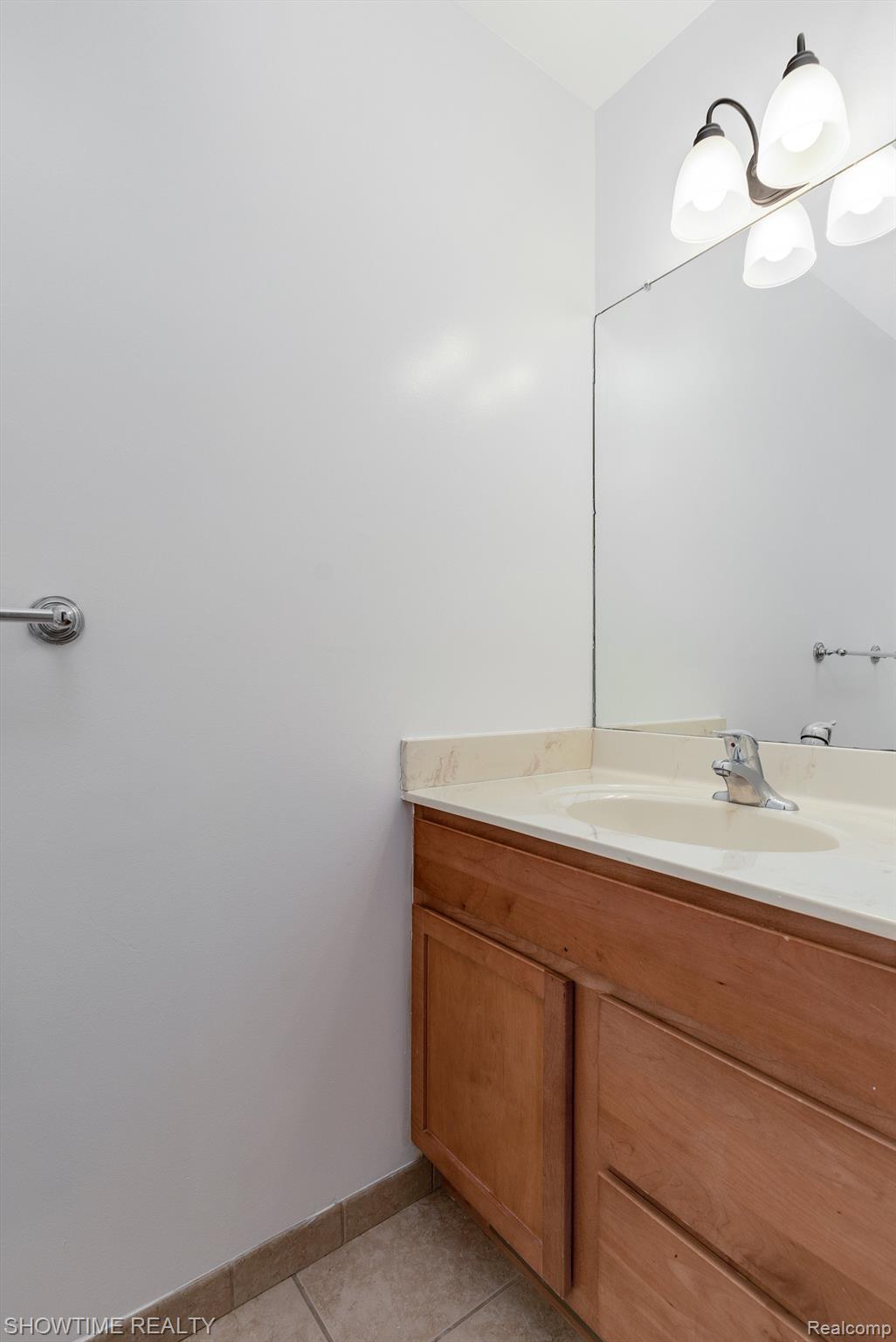 21812 CALIFORNIA Street