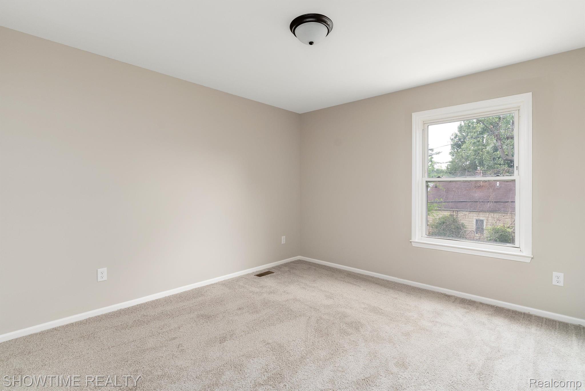 21812 CALIFORNIA Street