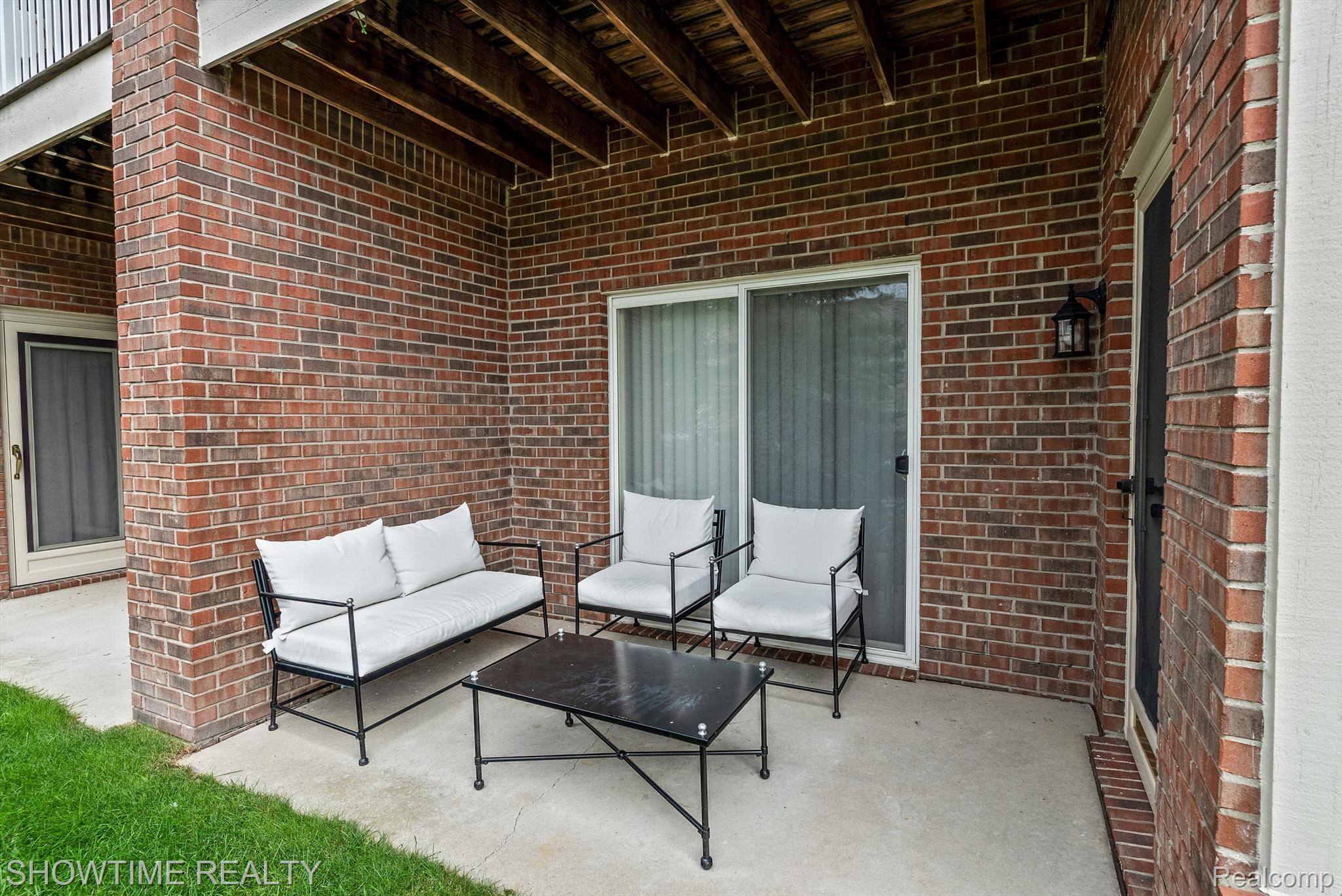 44216 PRINCETON Drive