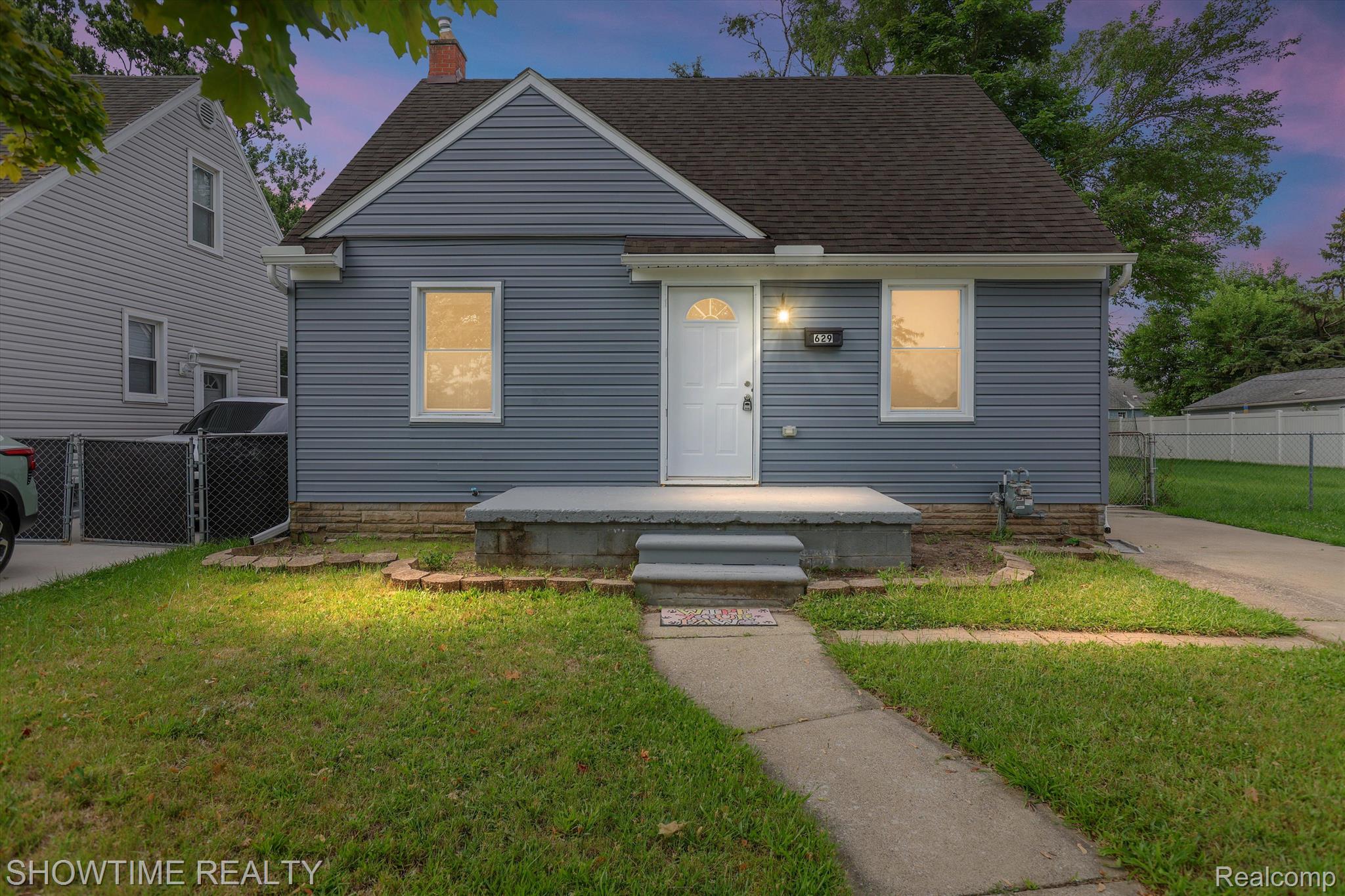 629 LEBLANC Street