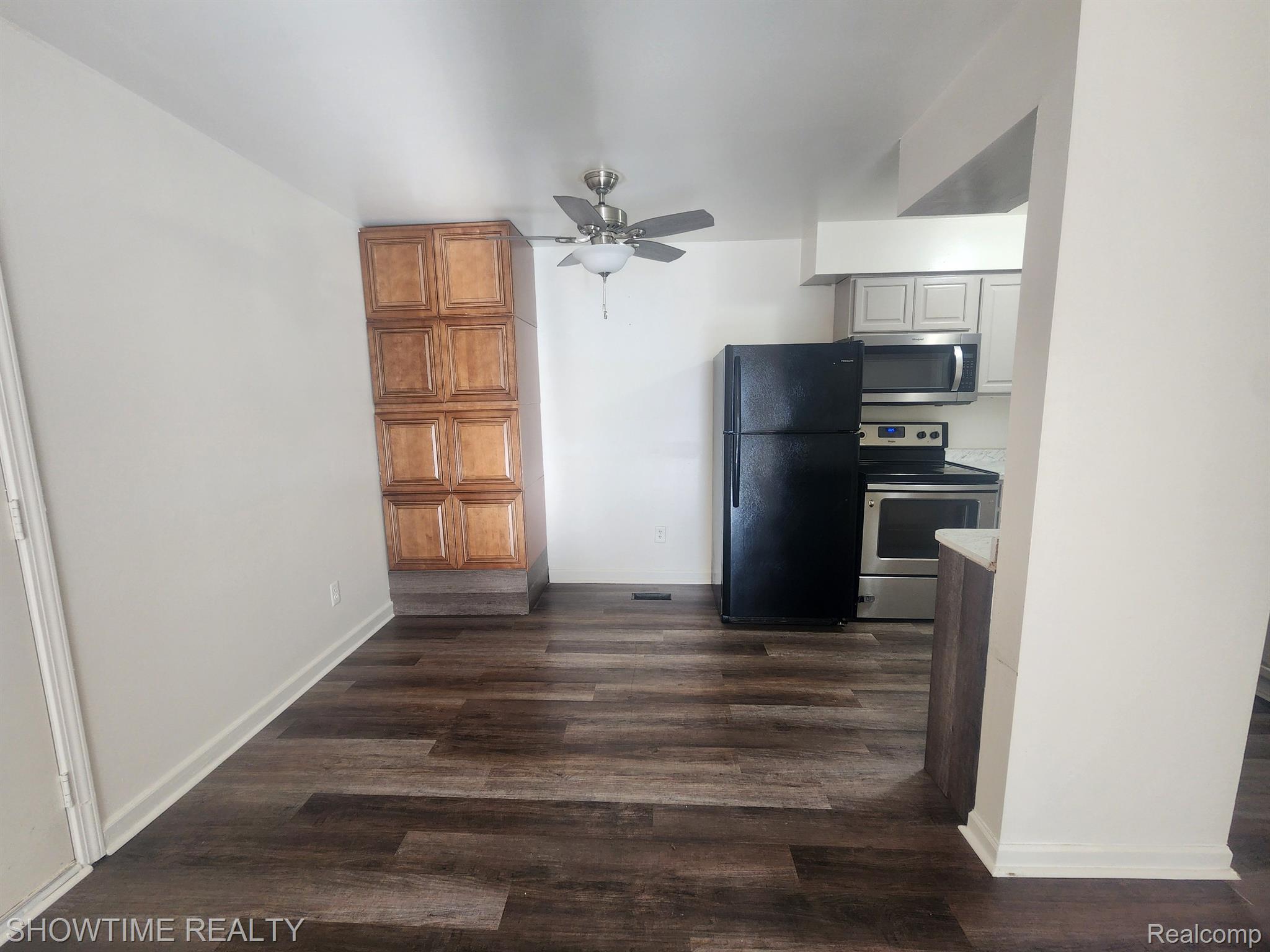 14140 MERRIWEATHER Street