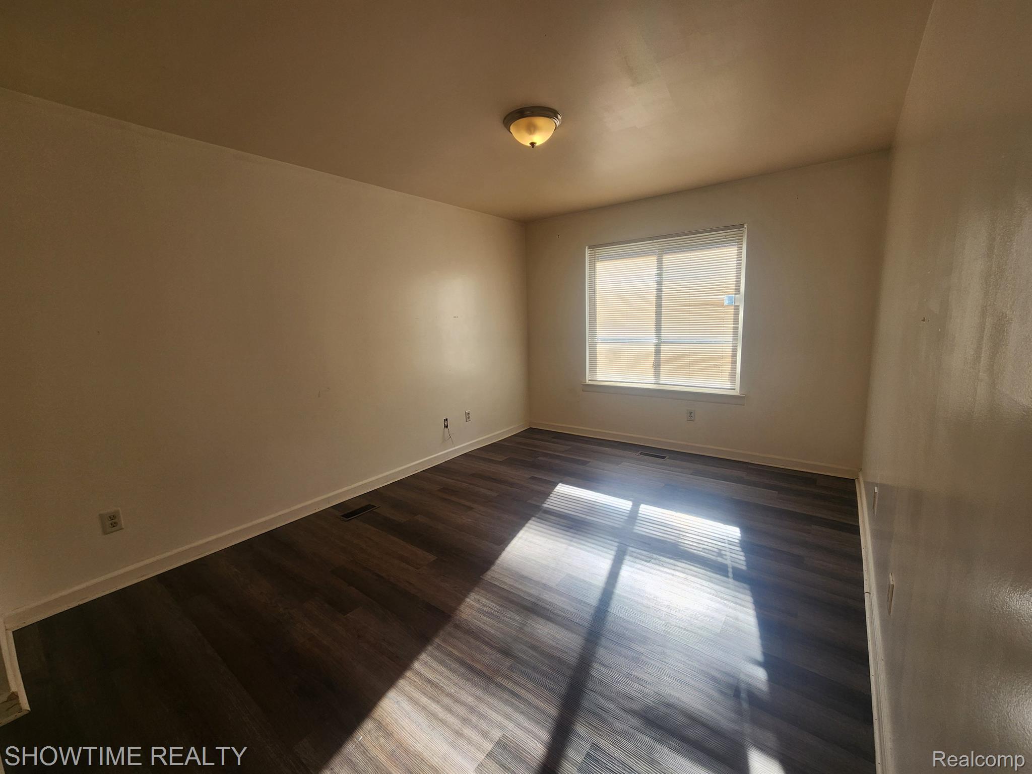 14140 MERRIWEATHER Street