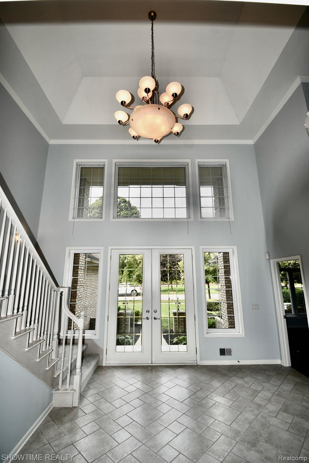 54106 LONGNEEDLE Drive