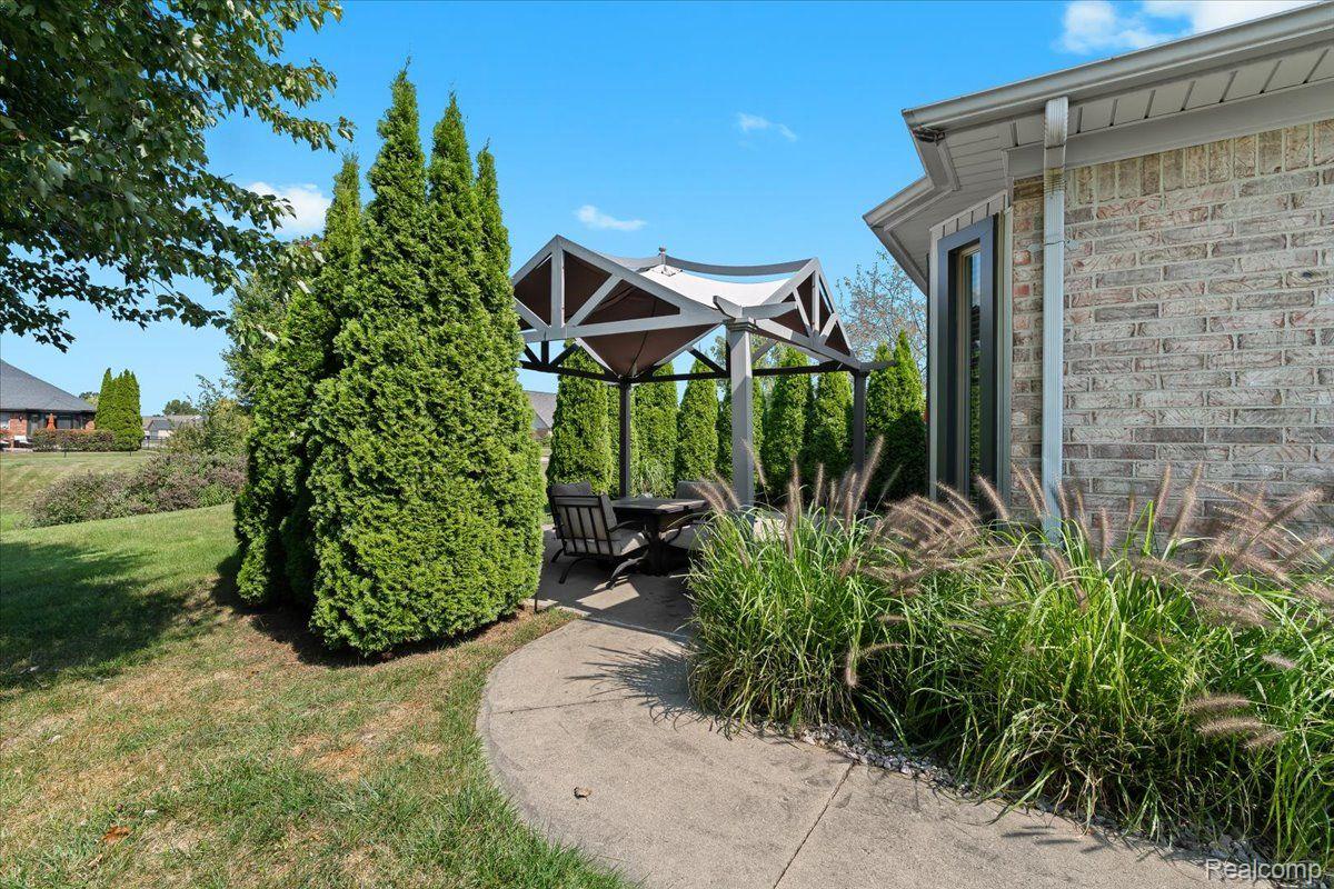 15749 Mulberry Drive