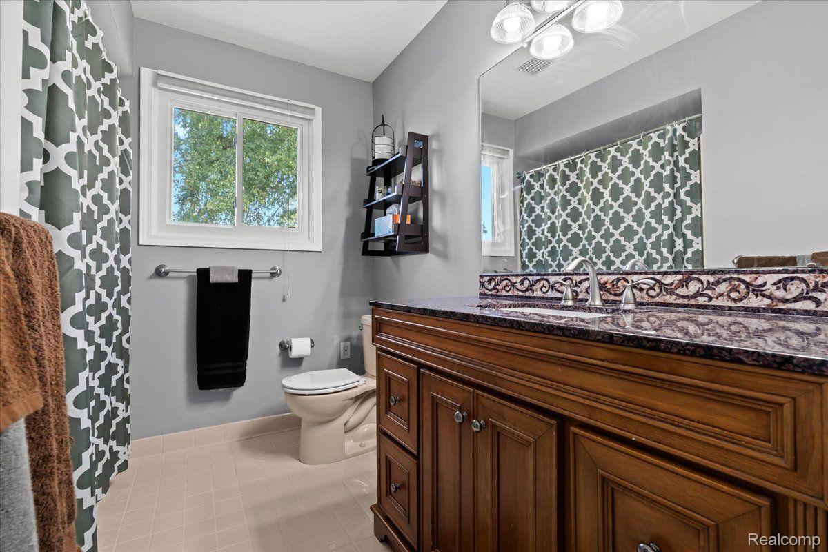 15749 Mulberry Drive