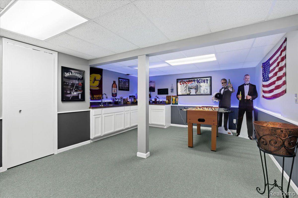 15749 Mulberry Drive